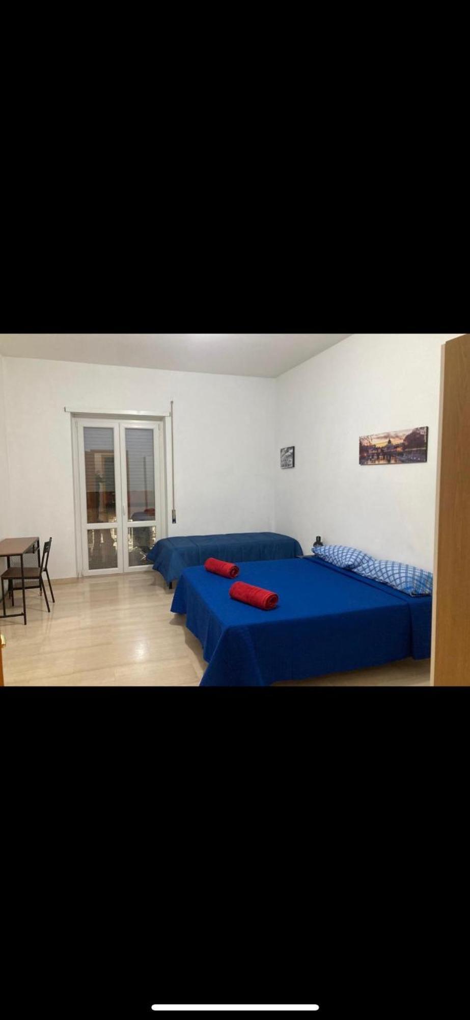 Palm House Guest house *