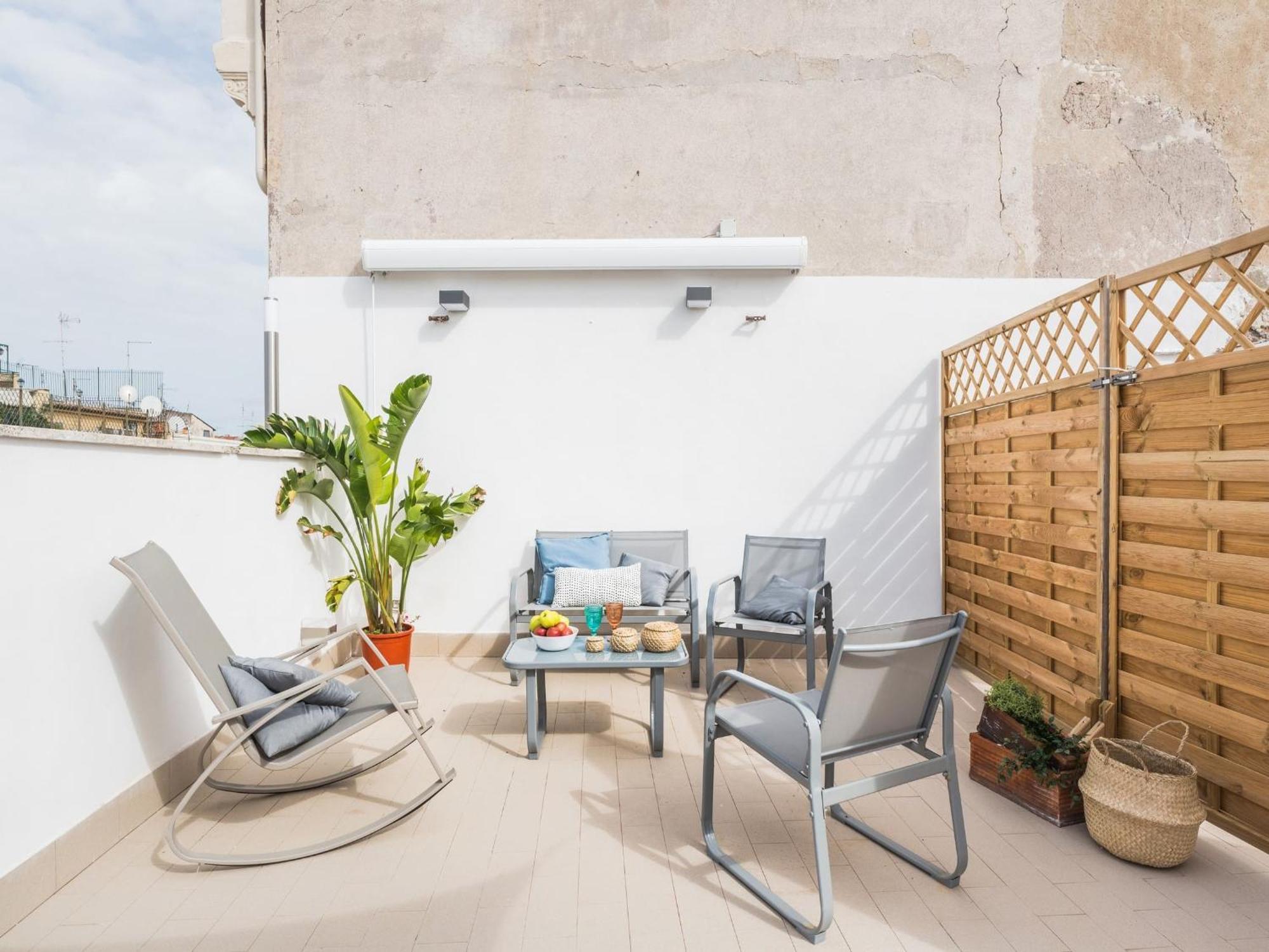 The Best Rent - Beautiful With Terrace Near Colosseo Apartment