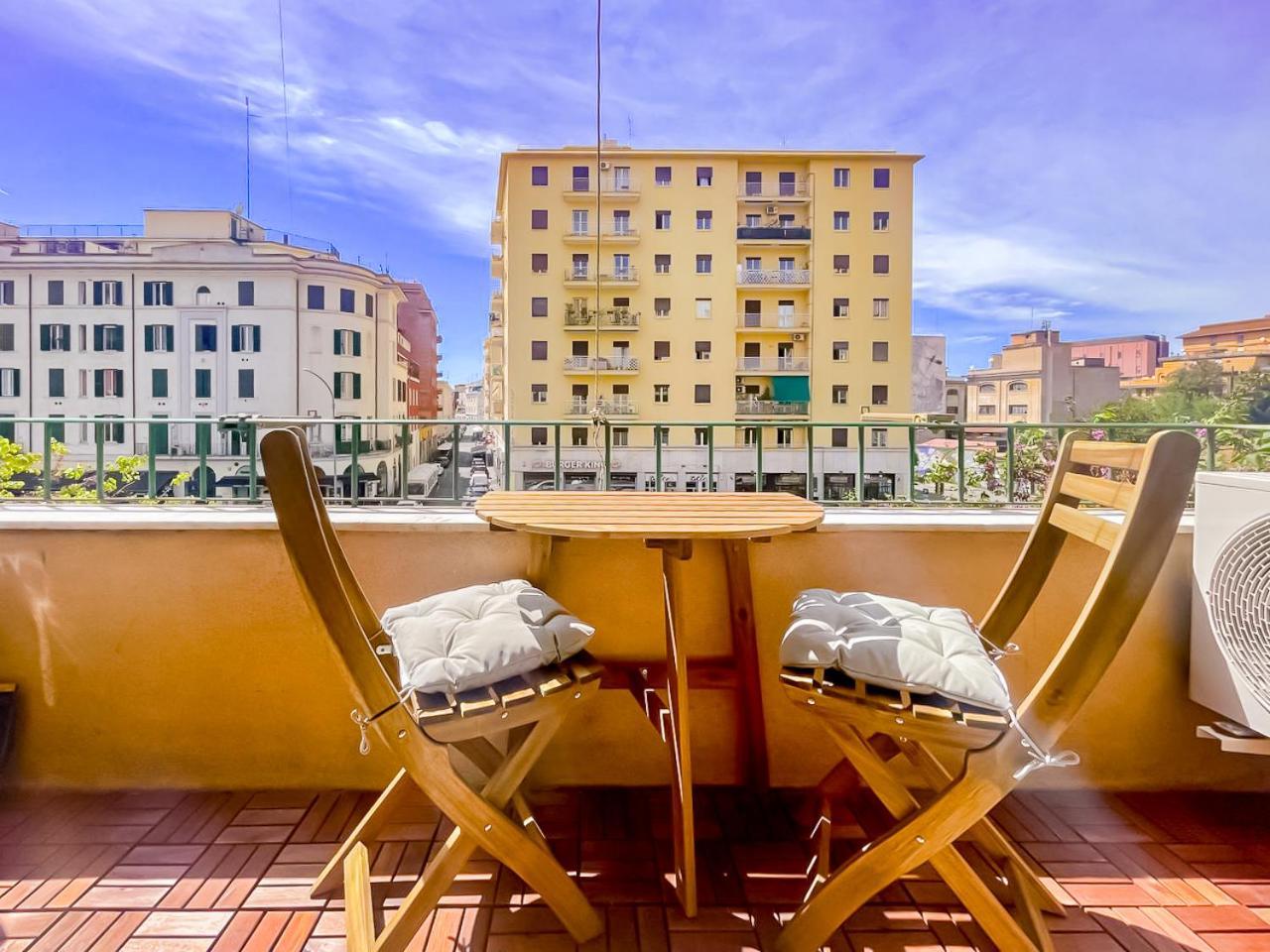 Piramide Luxury Colosseum Apartment Rome