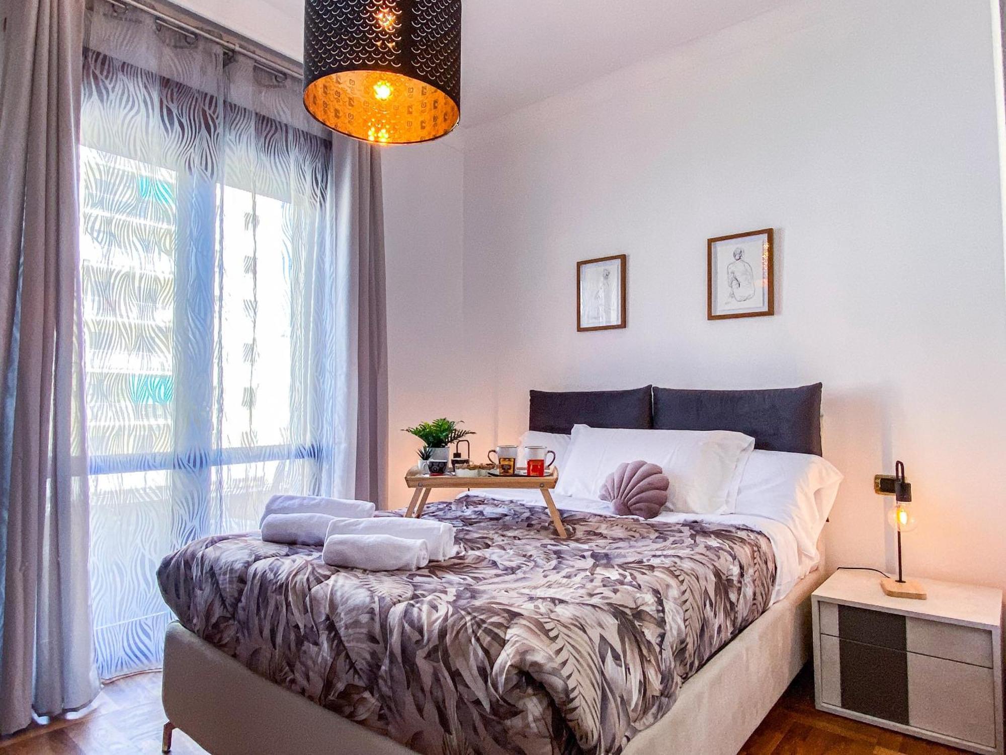 Piramide Luxury Colosseum Apartment Rome