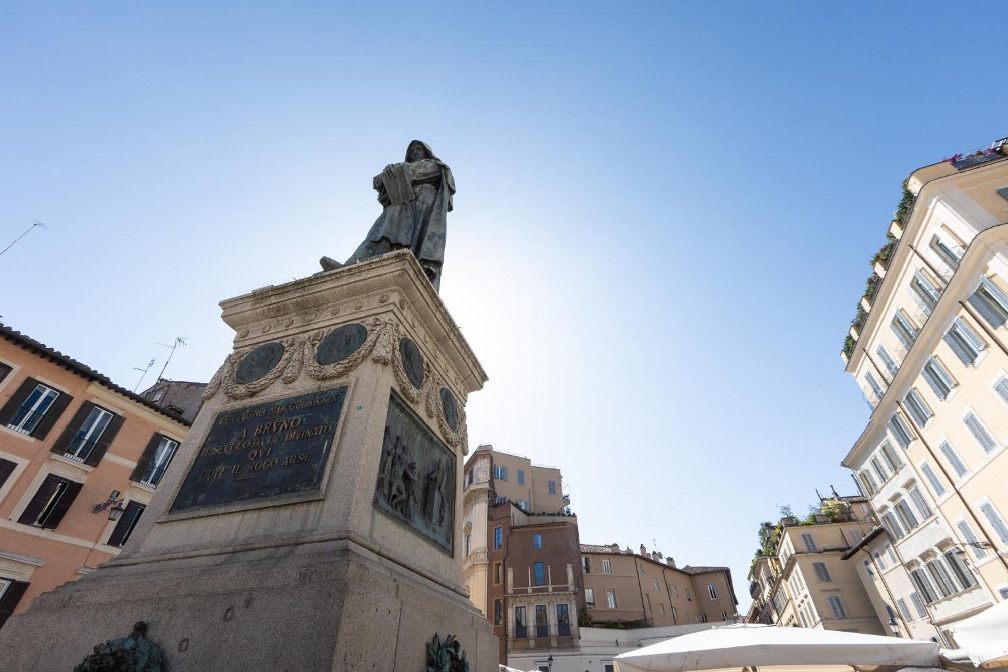 Amazing Campo De' Fiori Apartment Rome