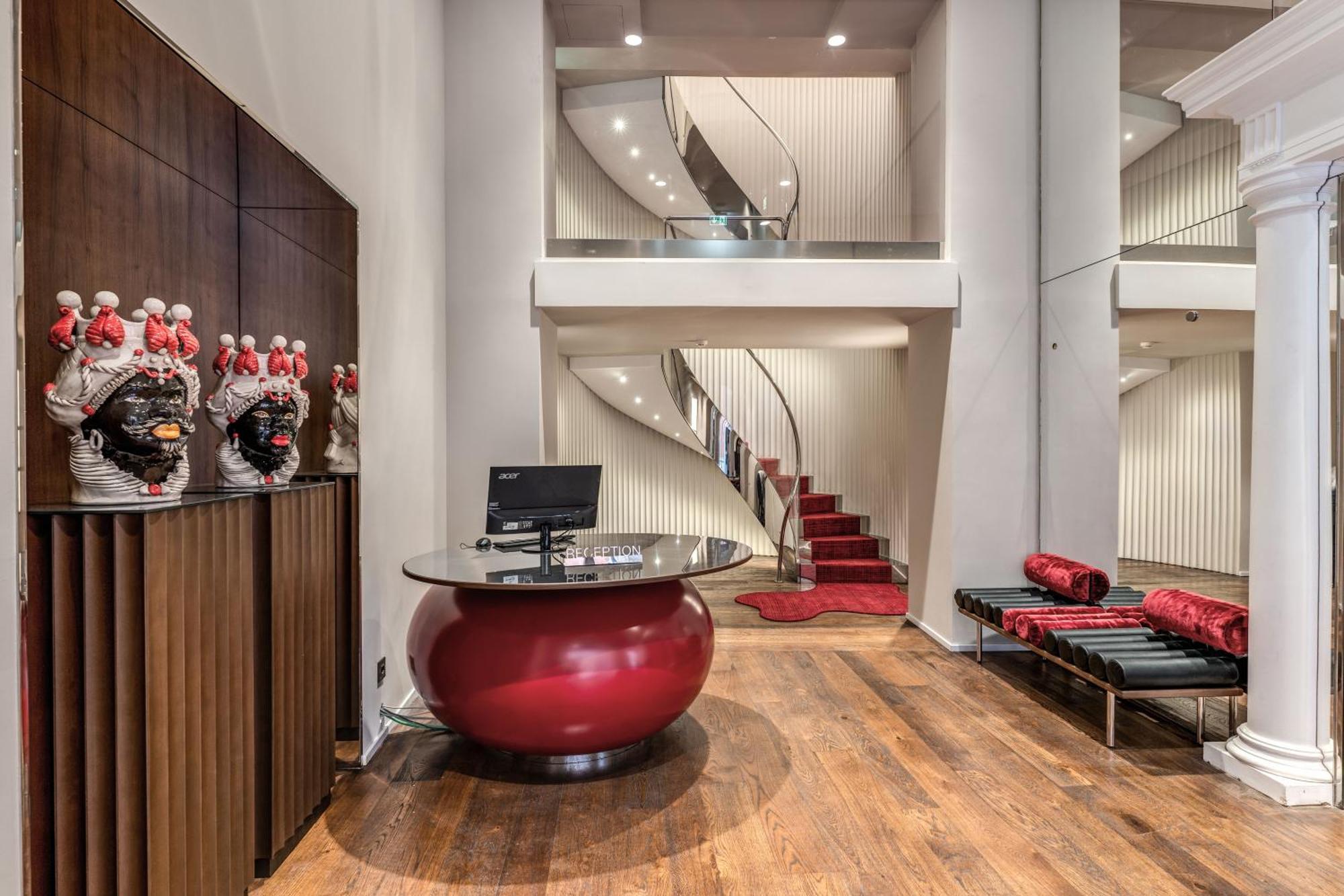 The Steps At Eitch Belsiana Hotel
