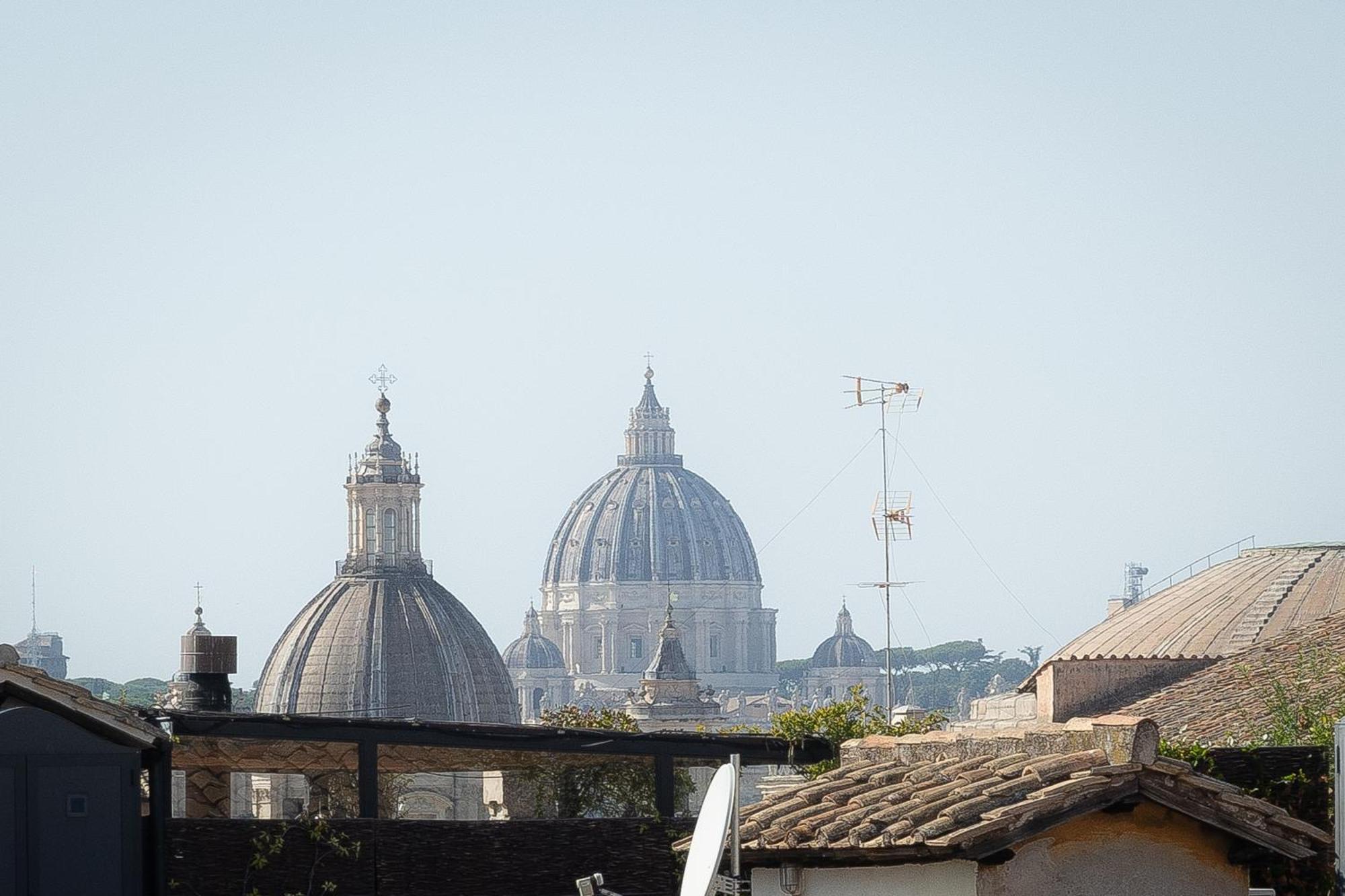 Amazing 3 Levels Penthouse Piazza Venezia Apartment