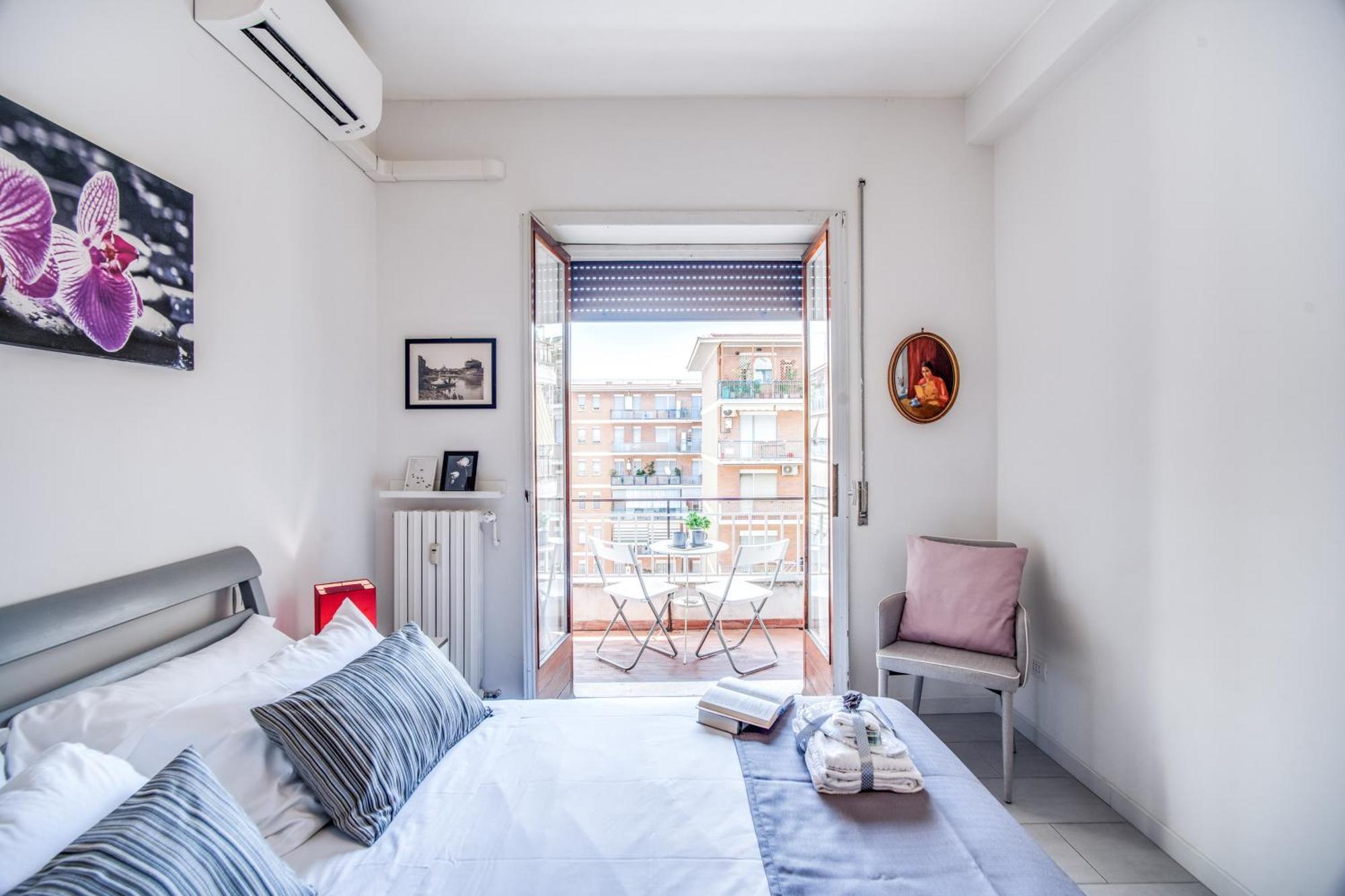 Vaticanum Modern & Family Apartment