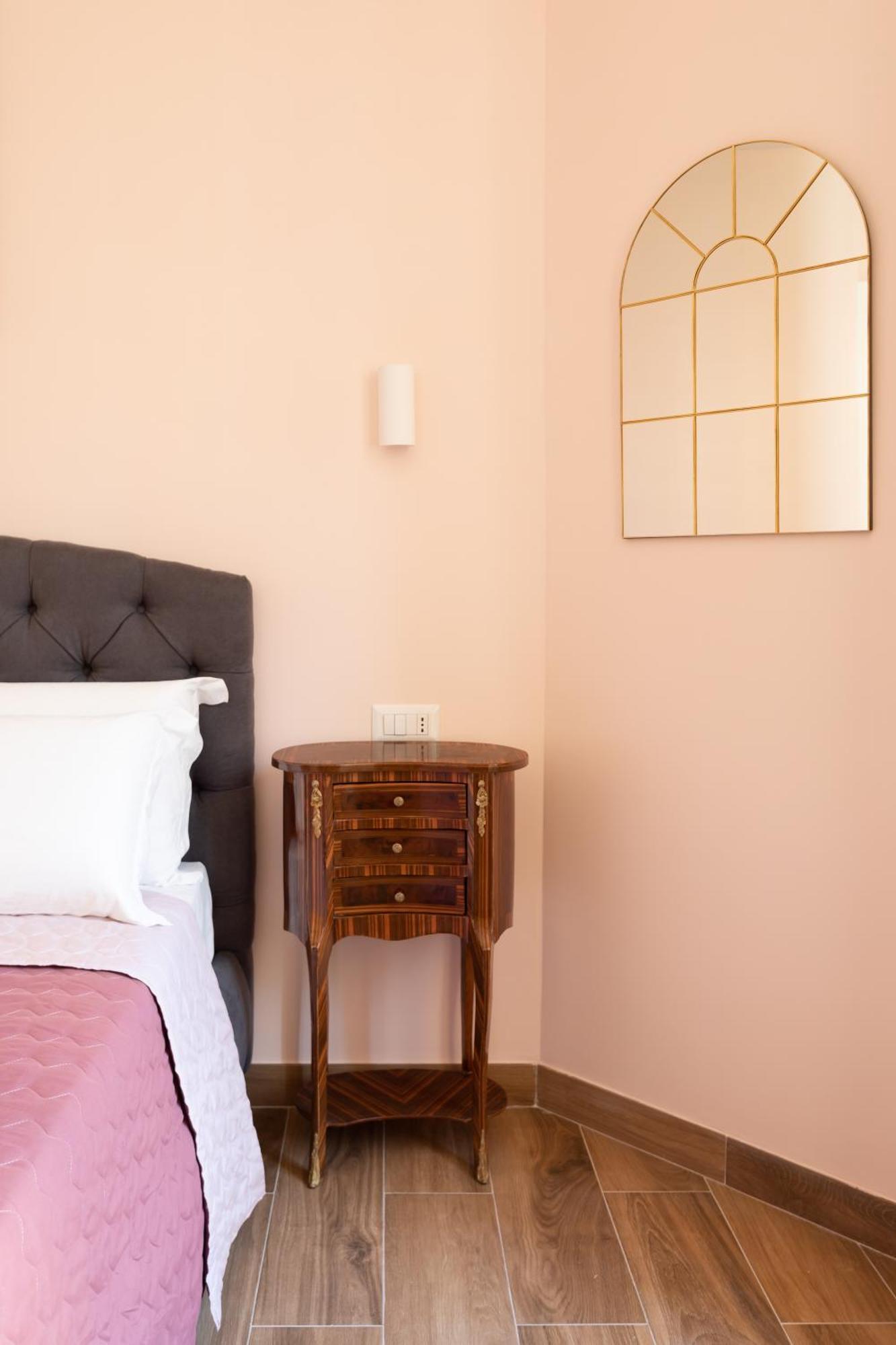 Queen Meg Guest house Rome