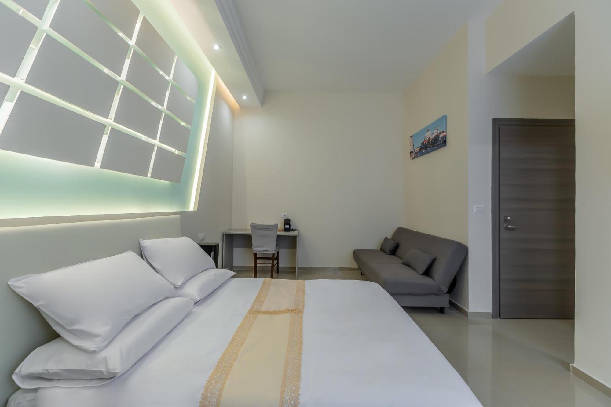 Hyper Termini Guest house