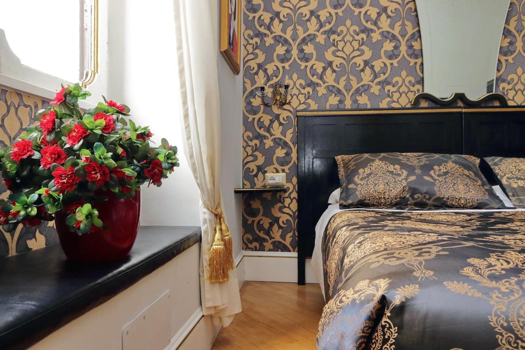 Domus Monami Luxury Guest house