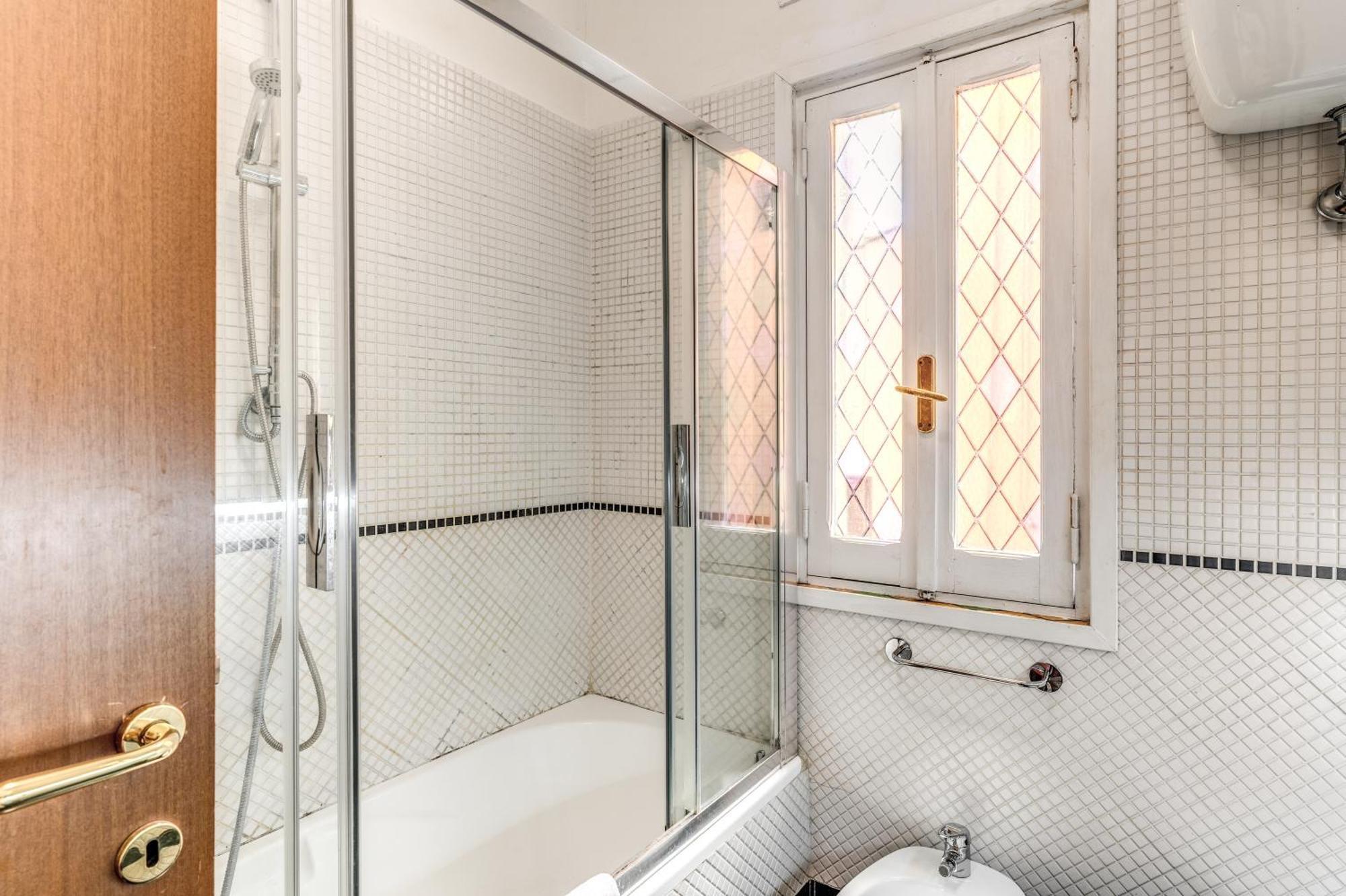 Myrhome - Spanish Steps Apartment