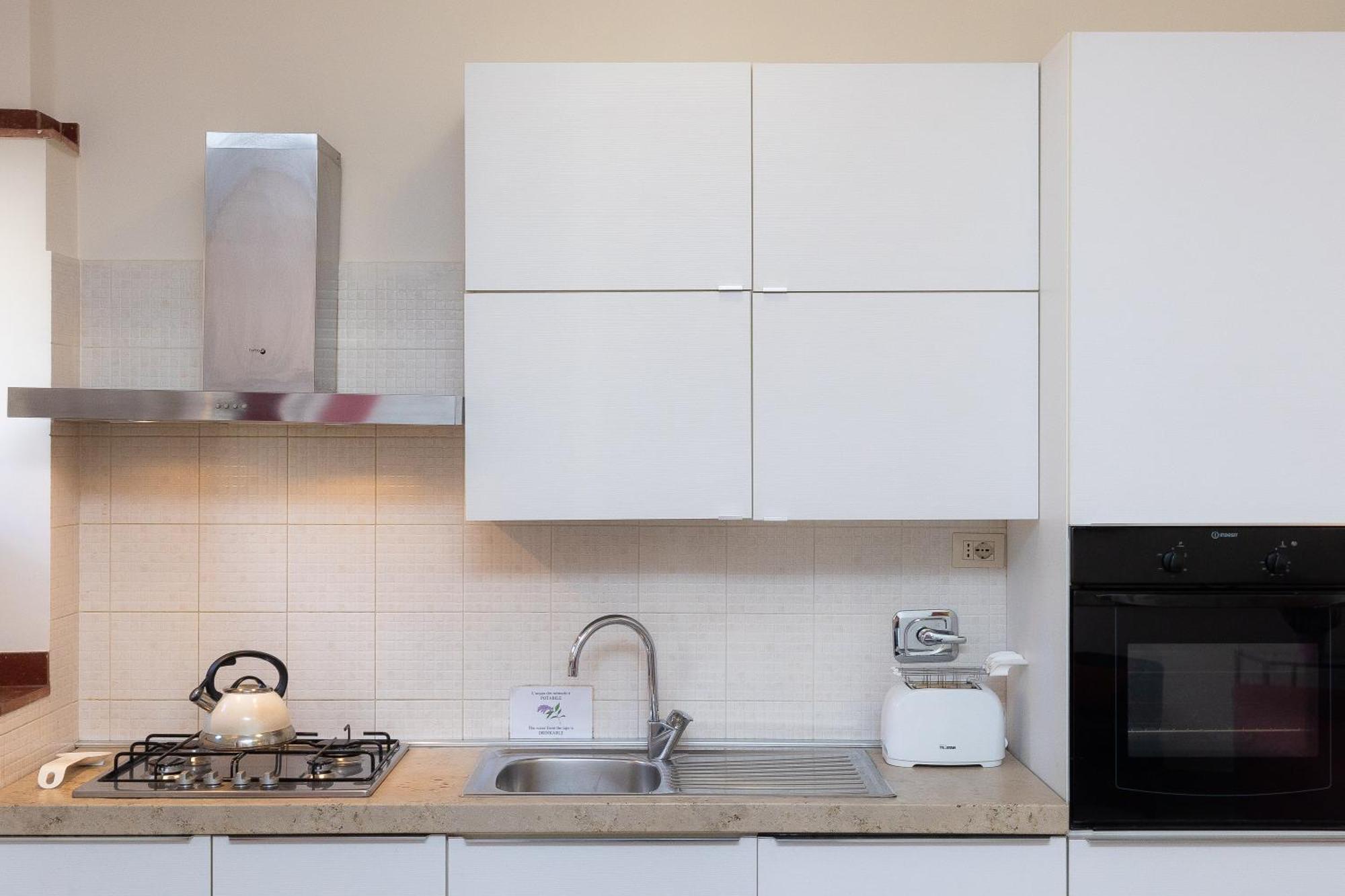 Principe Amedeo By In Apartment *