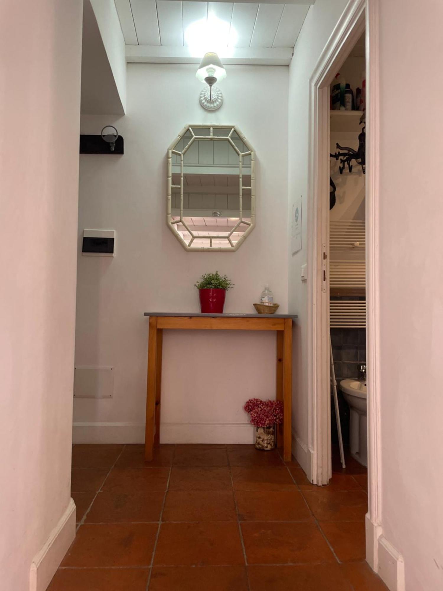Luminoso In Centro Storico Apartment *