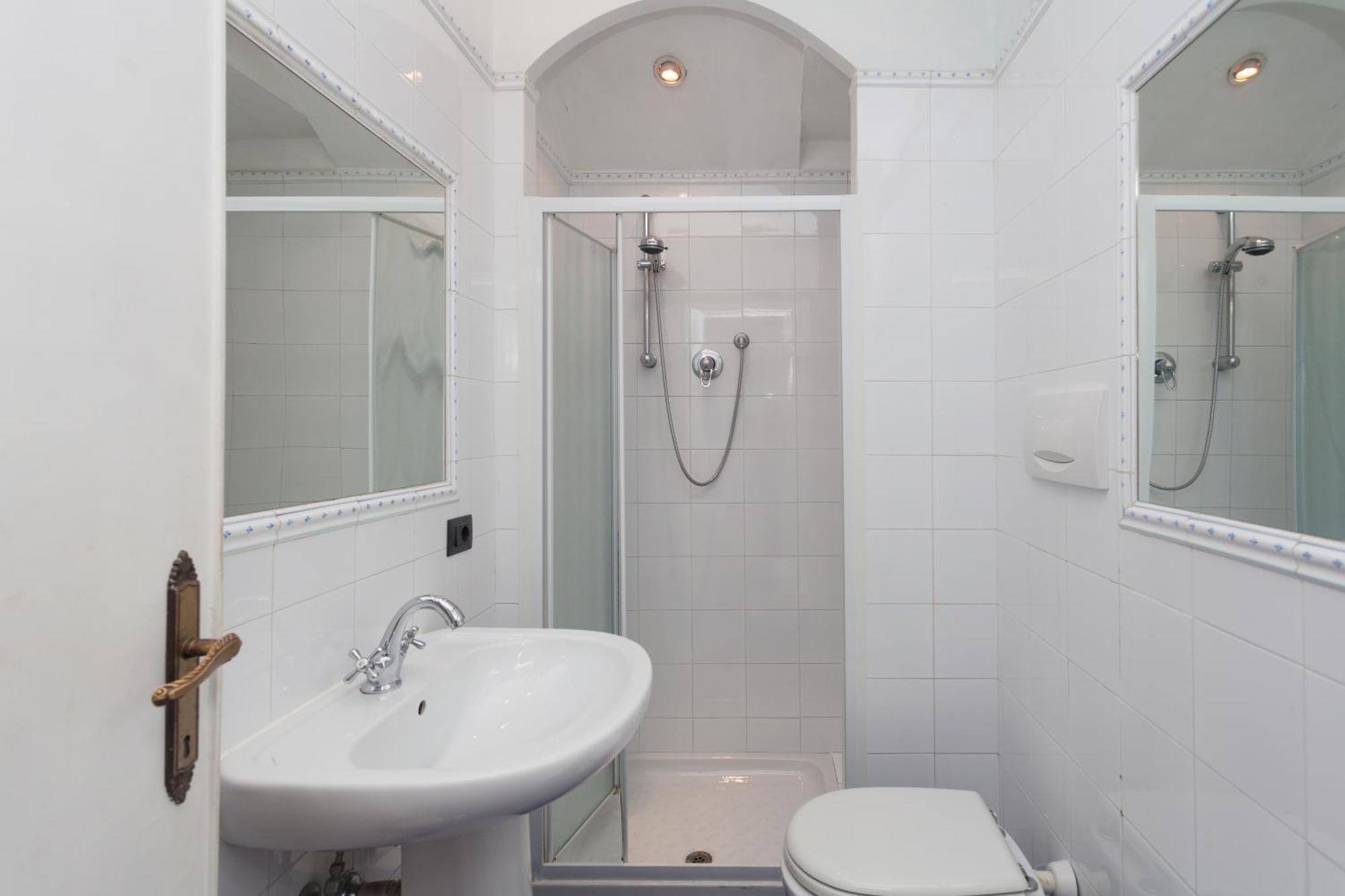 Palazzo Del Duca Piazza Navona Guest house