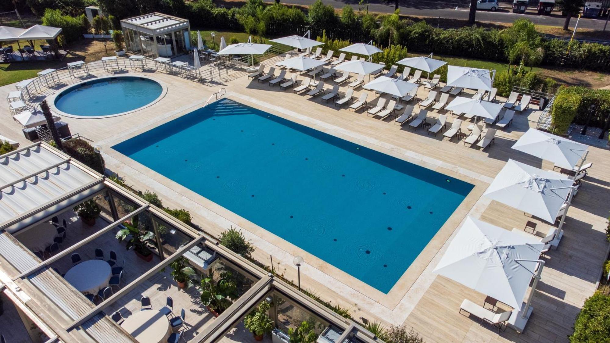 - Eur Parco Dei Medici By Ihg Hotel Rome