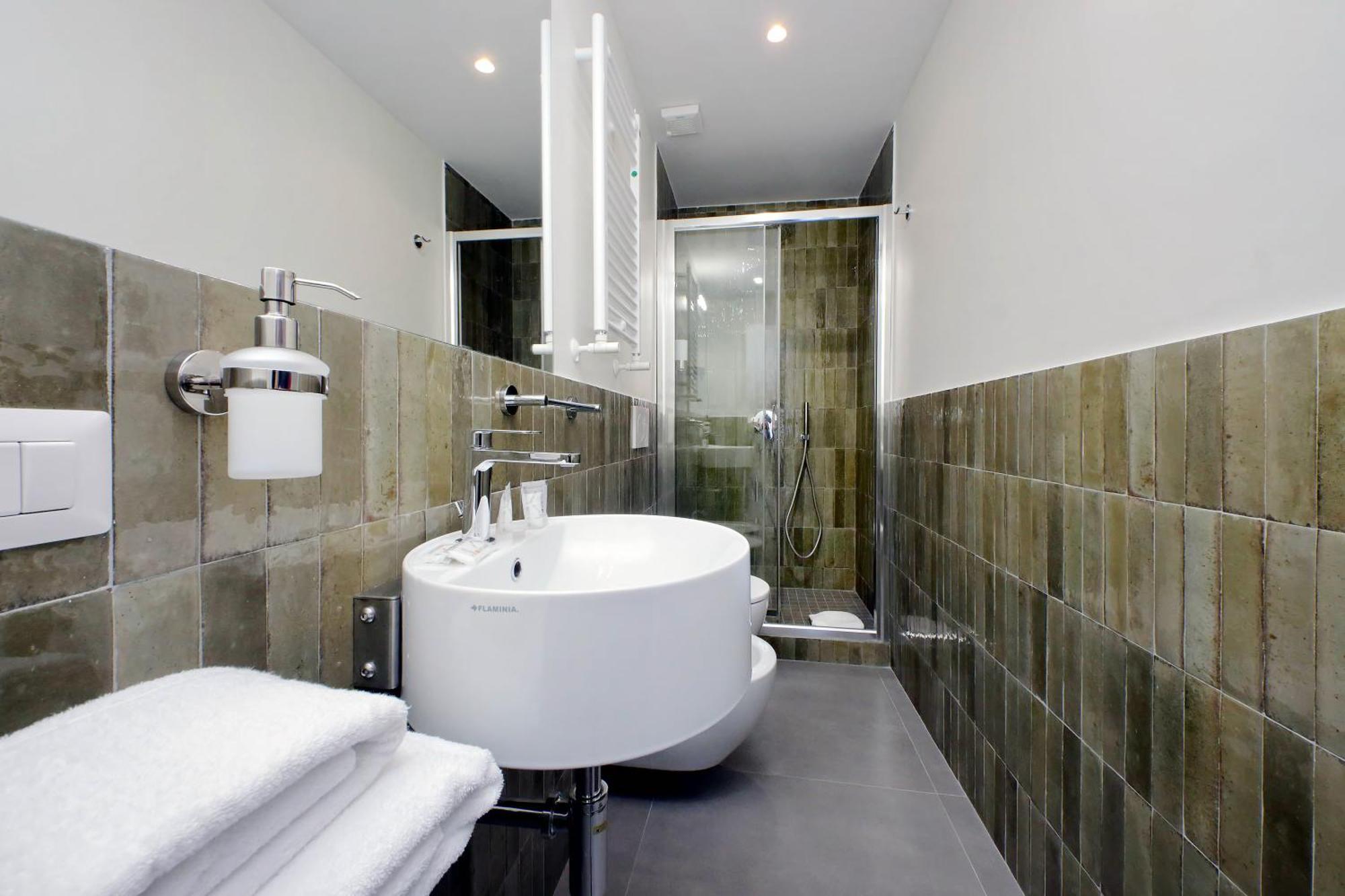 Youcomehere - Montebello Guest house *
