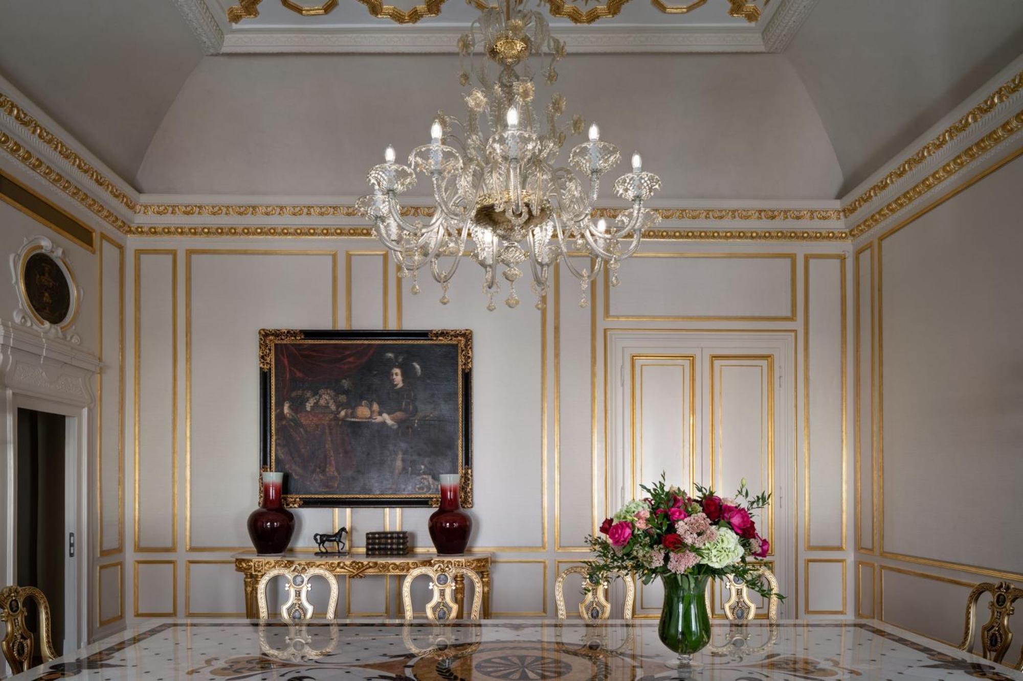 Hotel The St. Regis 5*