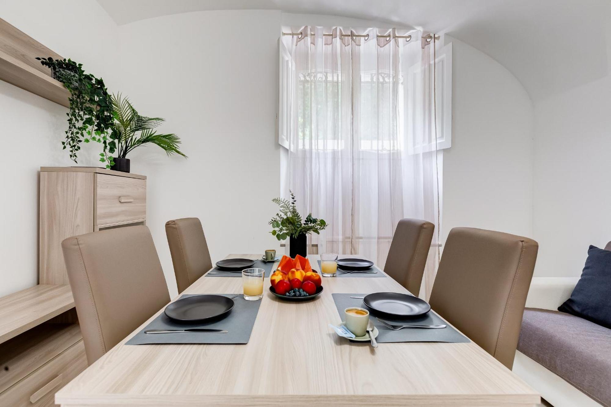 Apartment Vivilo Collection - Brescia - 2bd 2 Baths Rome