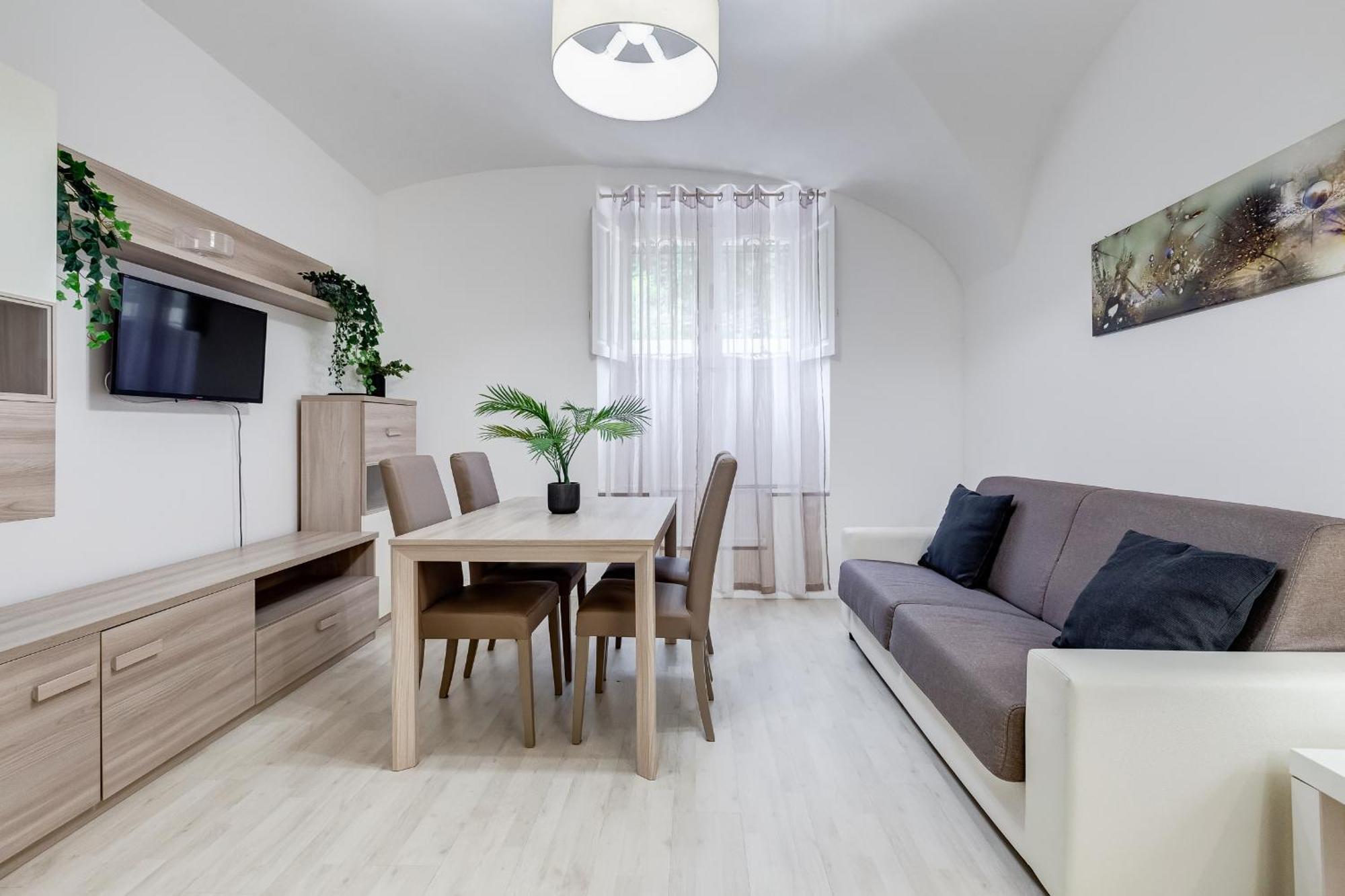 Apartment Vivilo Collection - Brescia - 2bd 2 Baths Rome