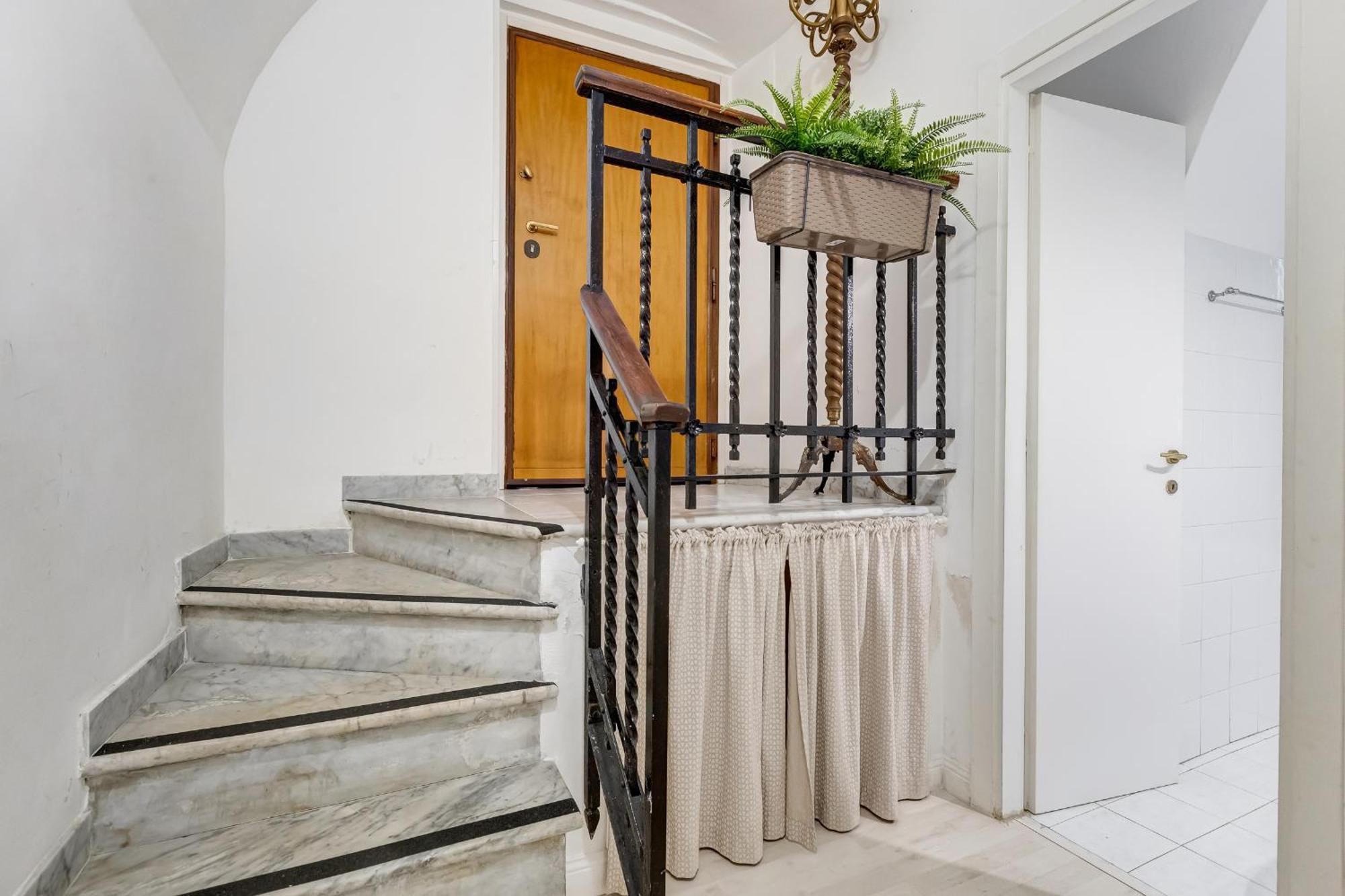 Vivilo Collection - Brescia - 2bd 2 Baths Rome