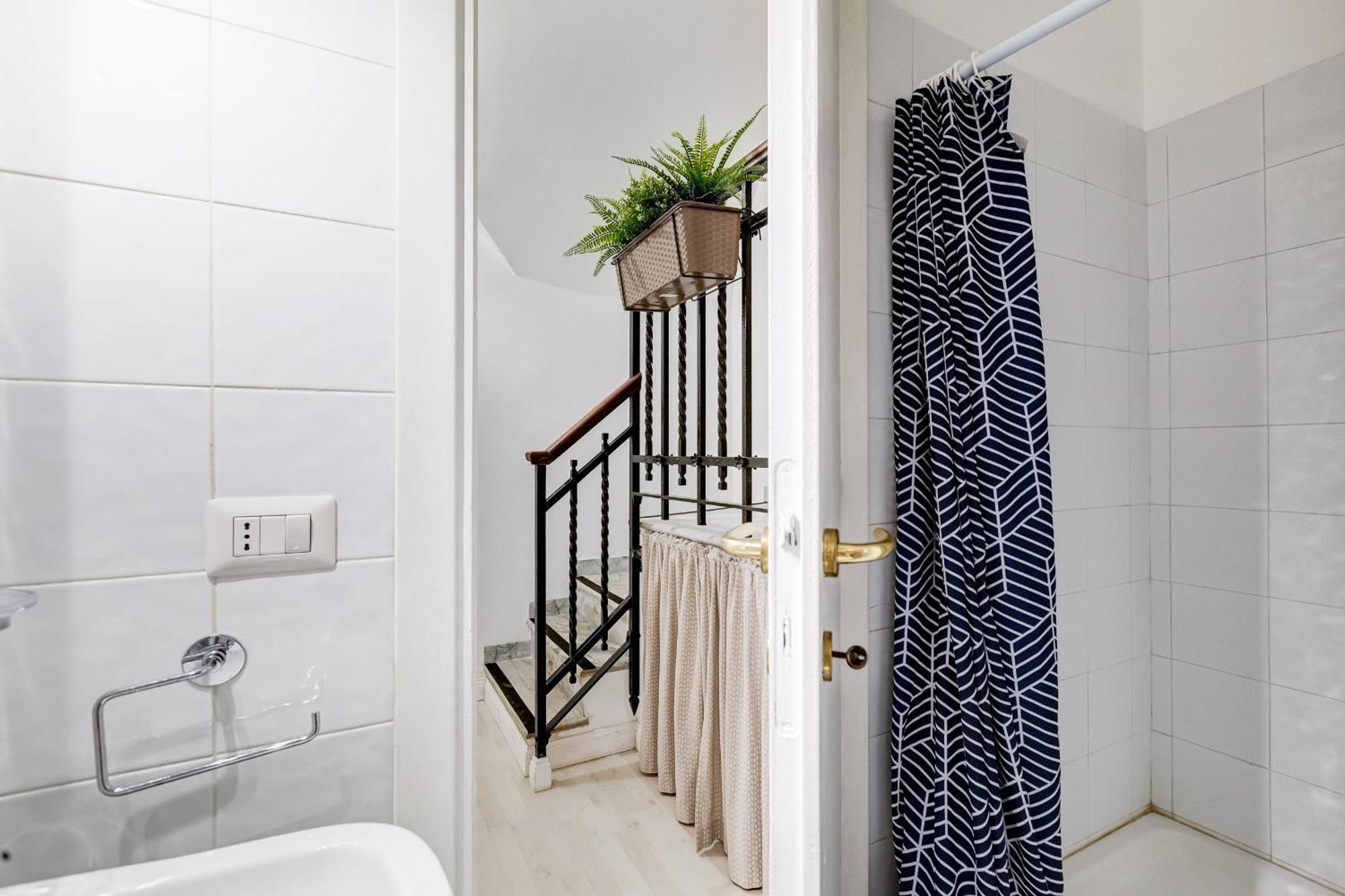 Vivilo Collection - Brescia - 2bd 2 Baths Rome
