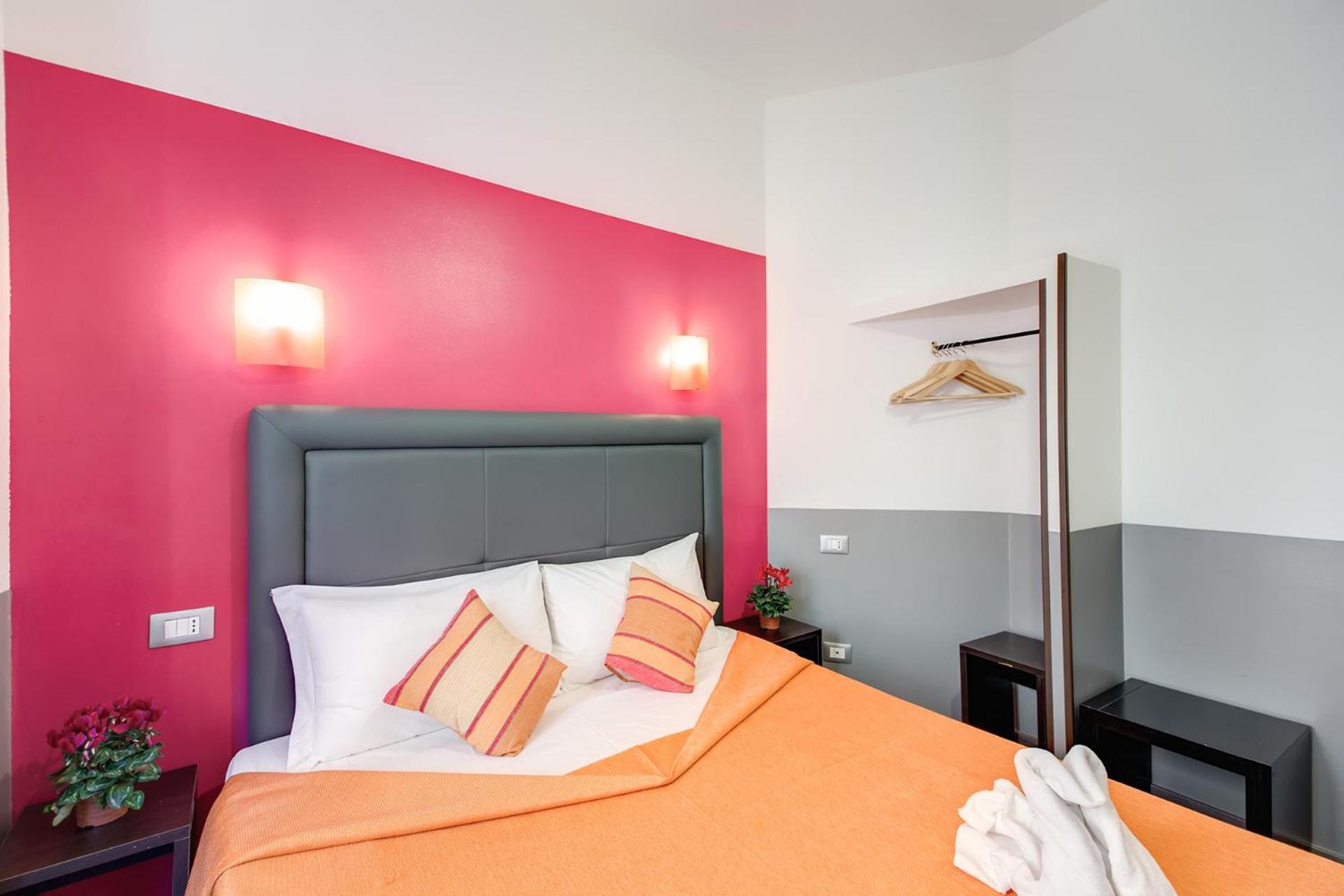 Hotel Mf Roma