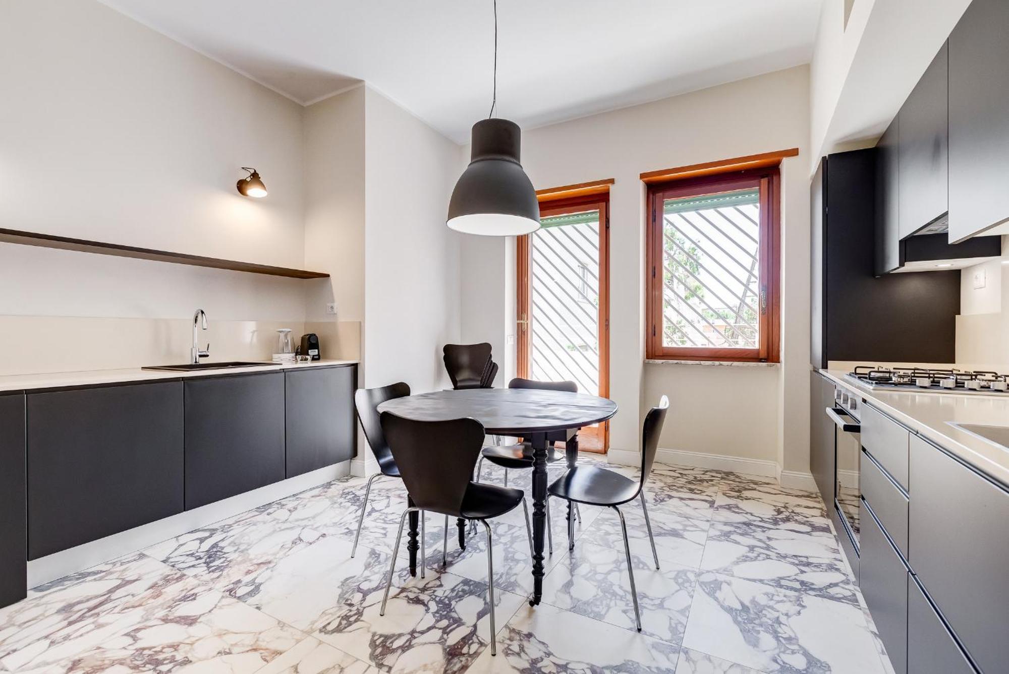 Appartamento Bmga L Chic And Charm 3bdr Apt In Coppede District *