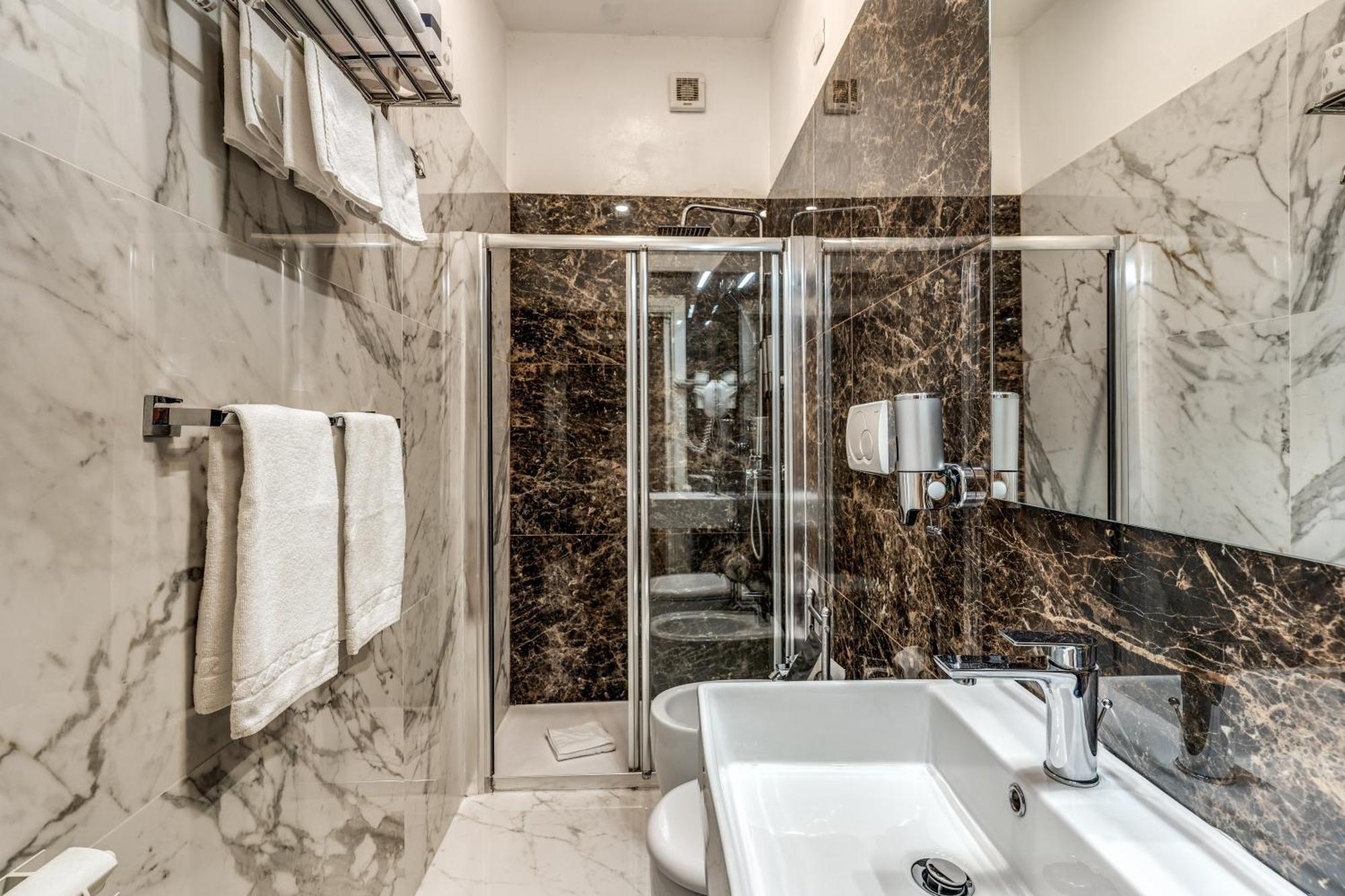 Hotel Relais Fontana Di Trevi Rome
