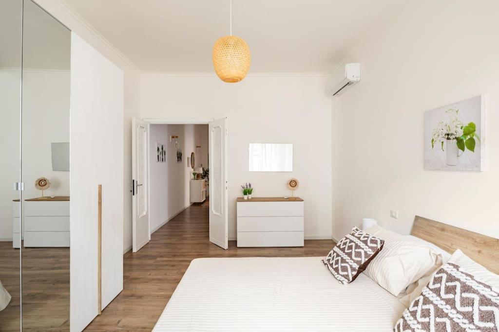 Tibershome La Casa Sul Tevere * Roma