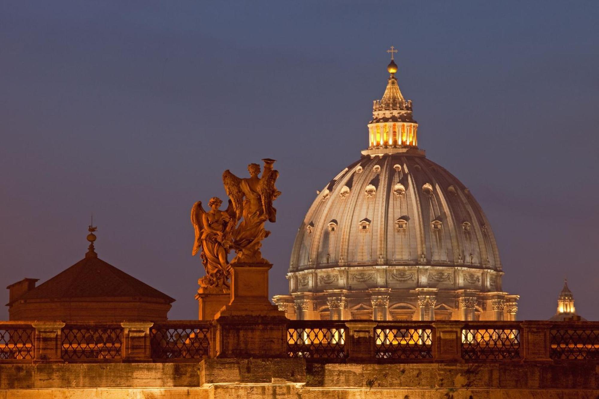 Living By Vatican With Panoramic Terraces In Apartment *