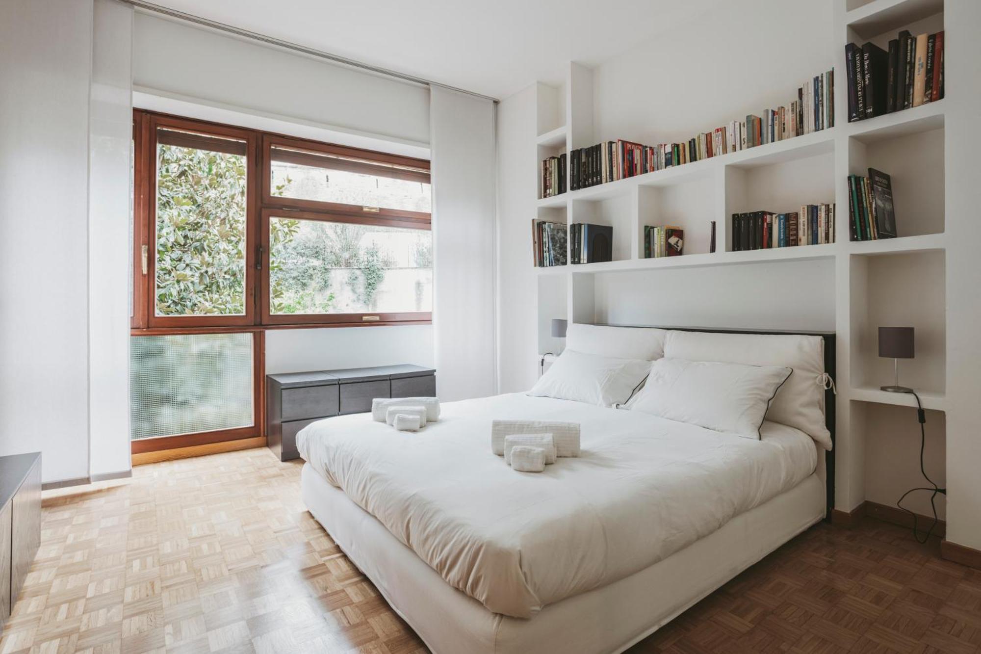 San Pietro Cozy And Quiet Three-room Rome