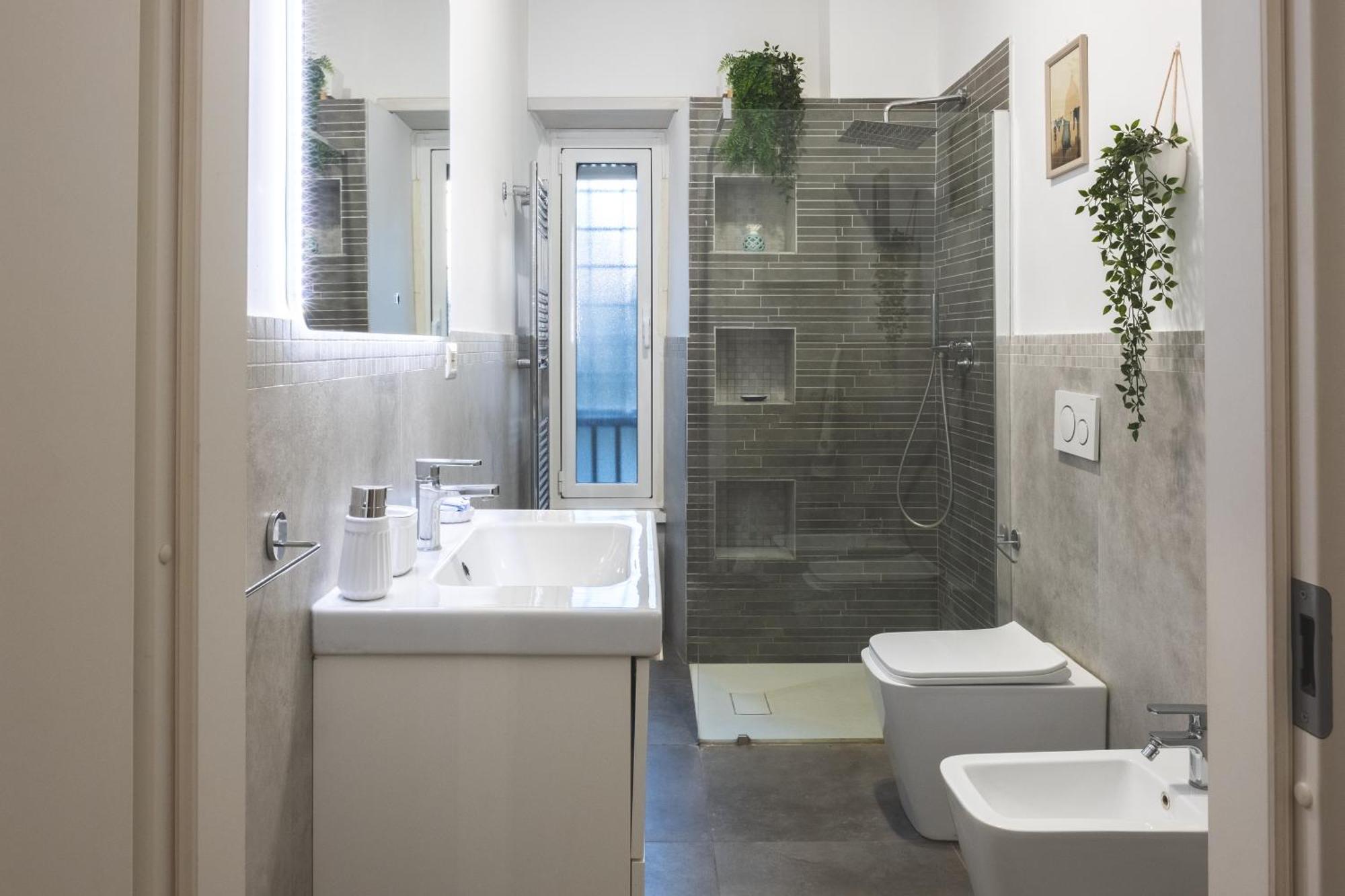 Cozy Flat With Terrace At Trastevere Train Station