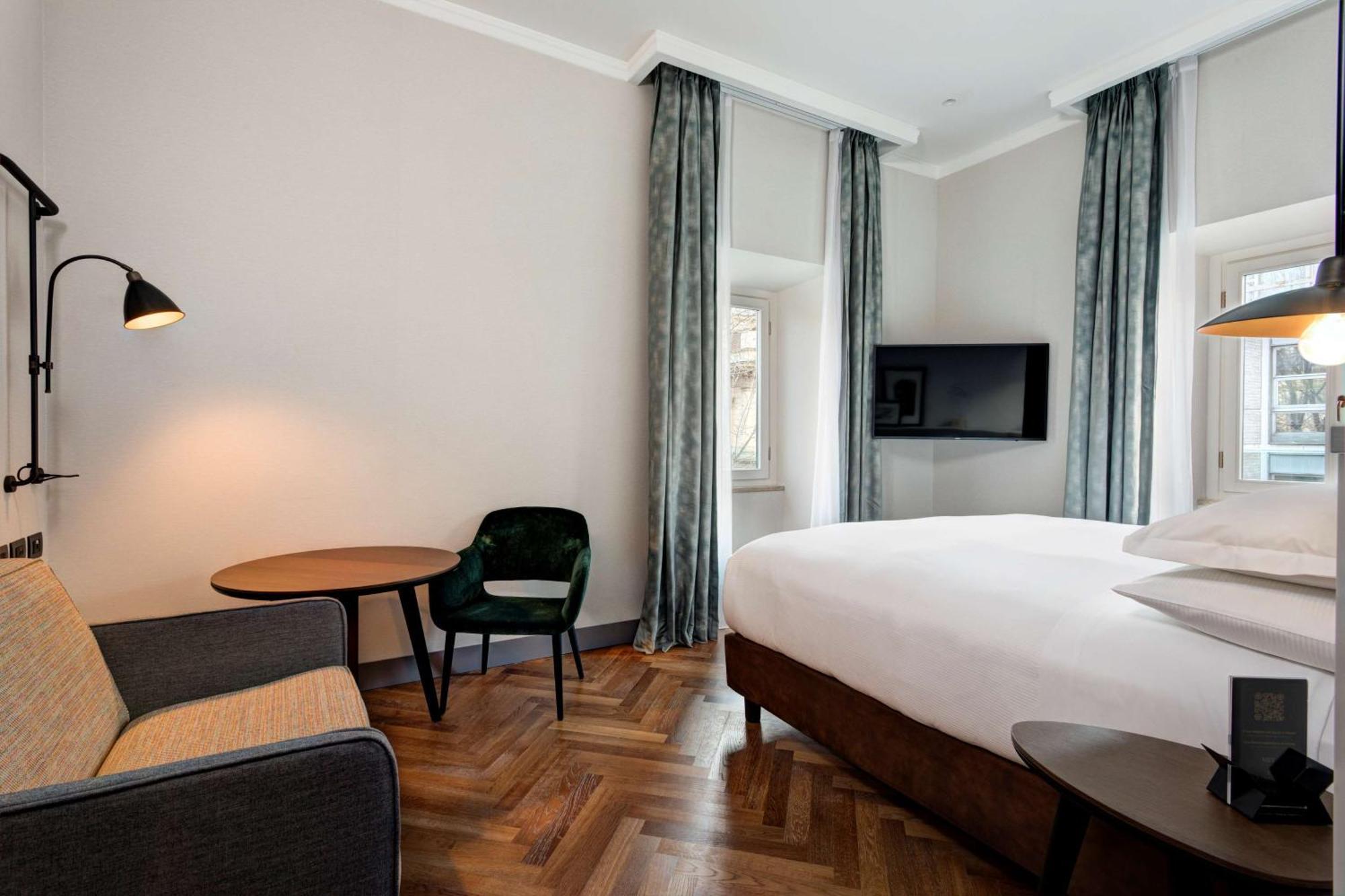 Doubletree By Hilton Monti 4* Rome