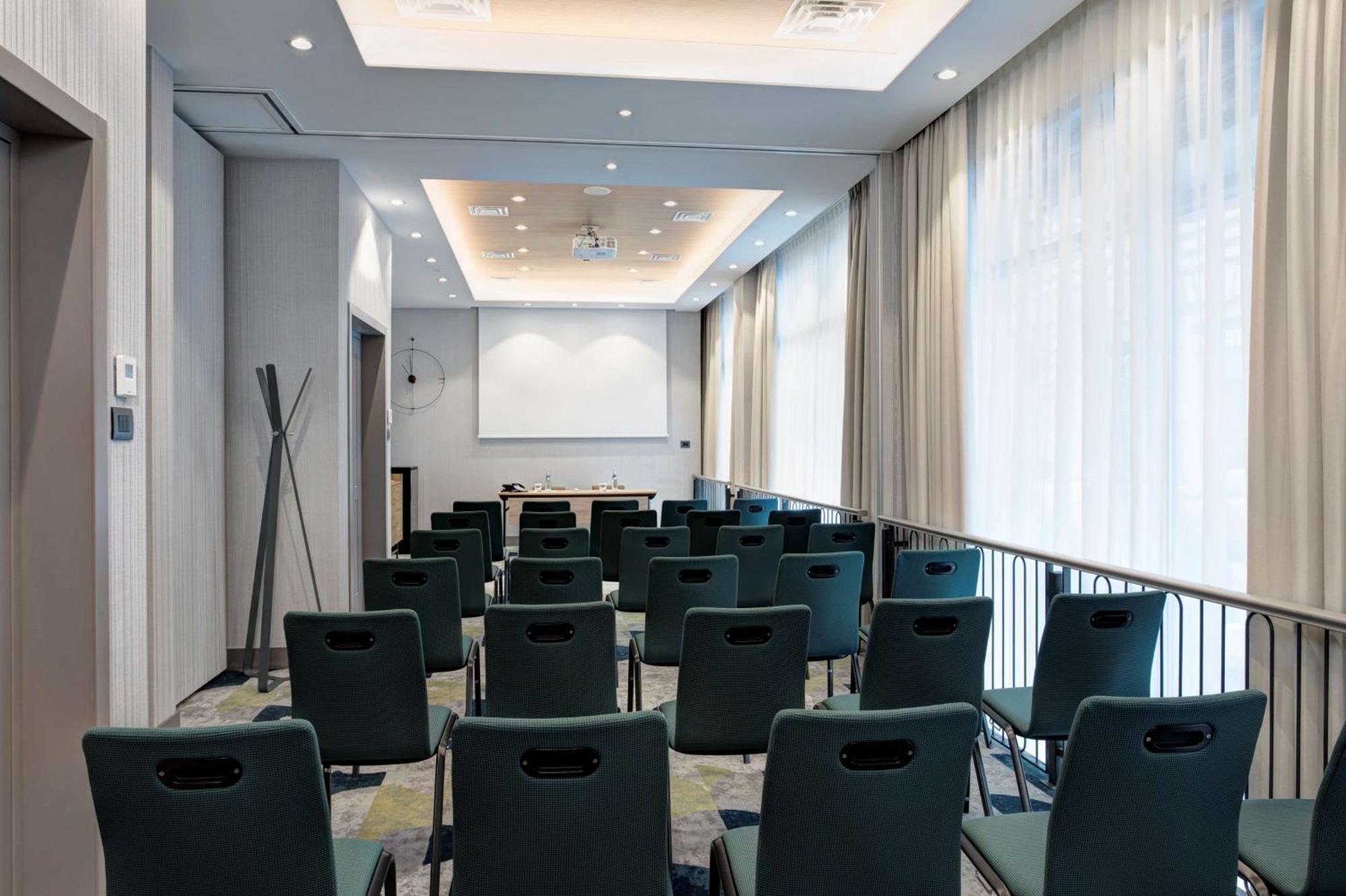 Doubletree By Hilton Monti Hotel Rome