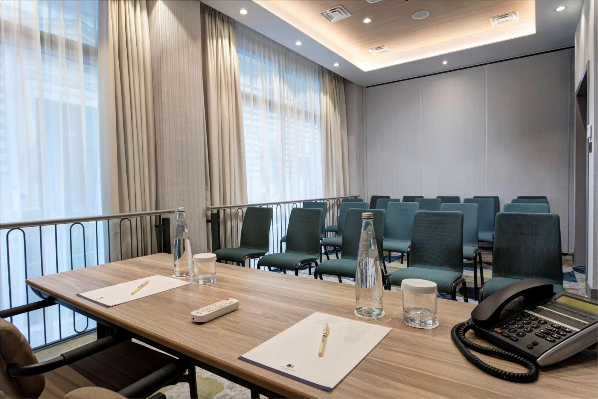 Doubletree By Hilton Monti Hotel