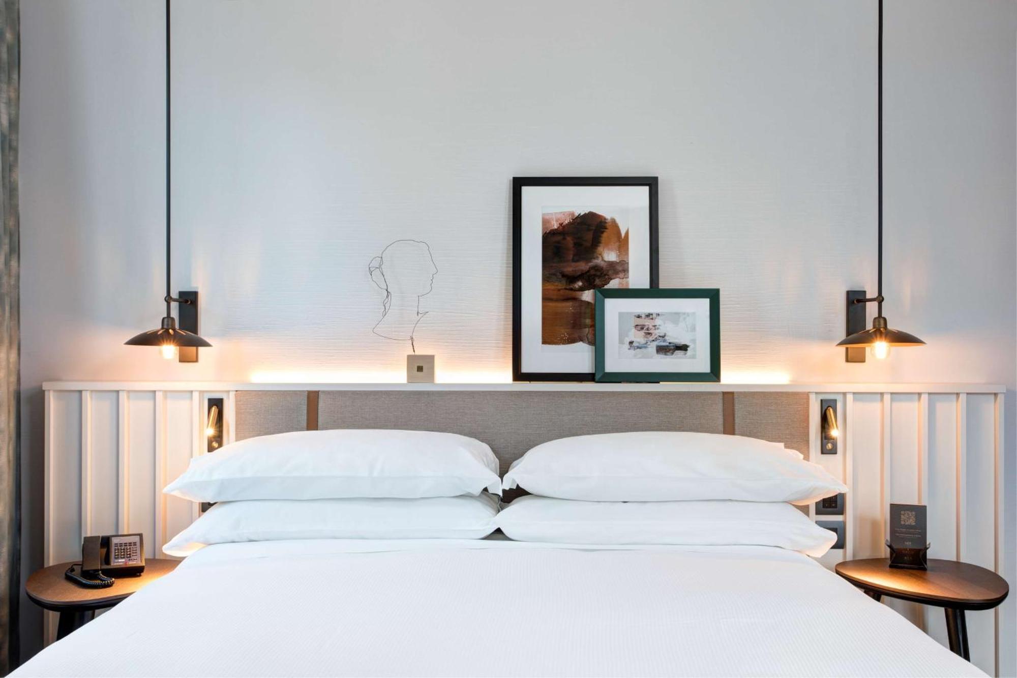 Doubletree By Hilton Monti Hotel Rome