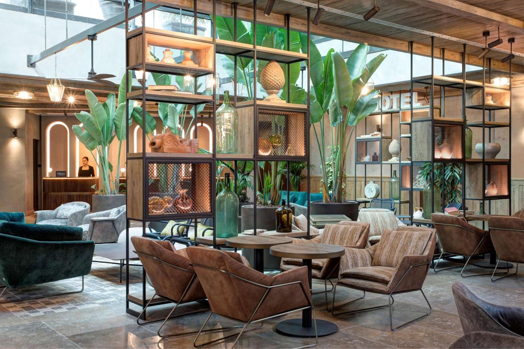 Hotel Doubletree By Hilton Monti 4*