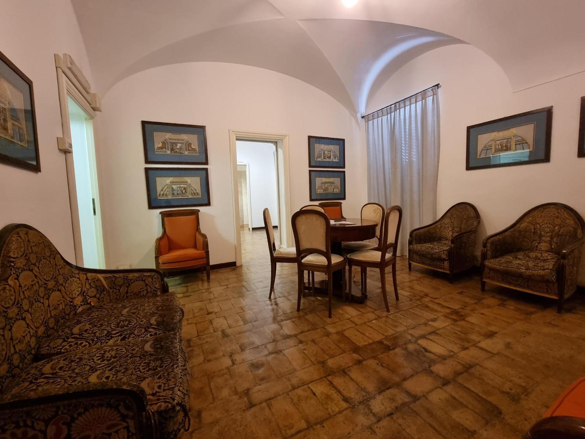 Luxury 2 Bedroom In The Heart Of Appartamento *