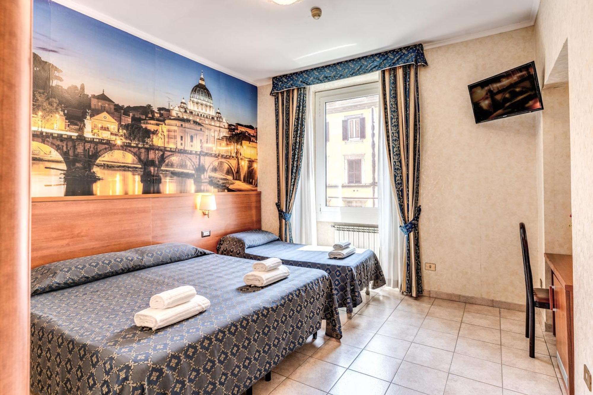 Orlanda Hotel