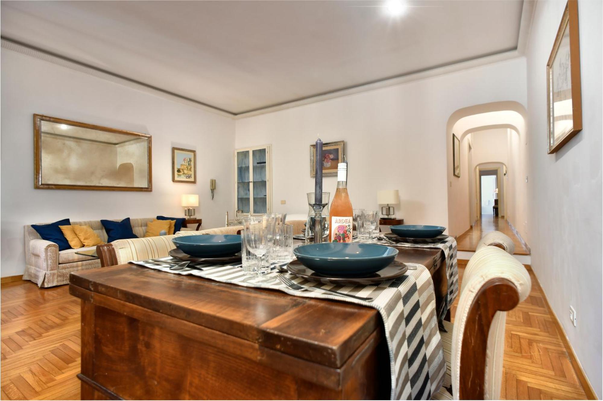 Apartment Trevi Charme Rome
