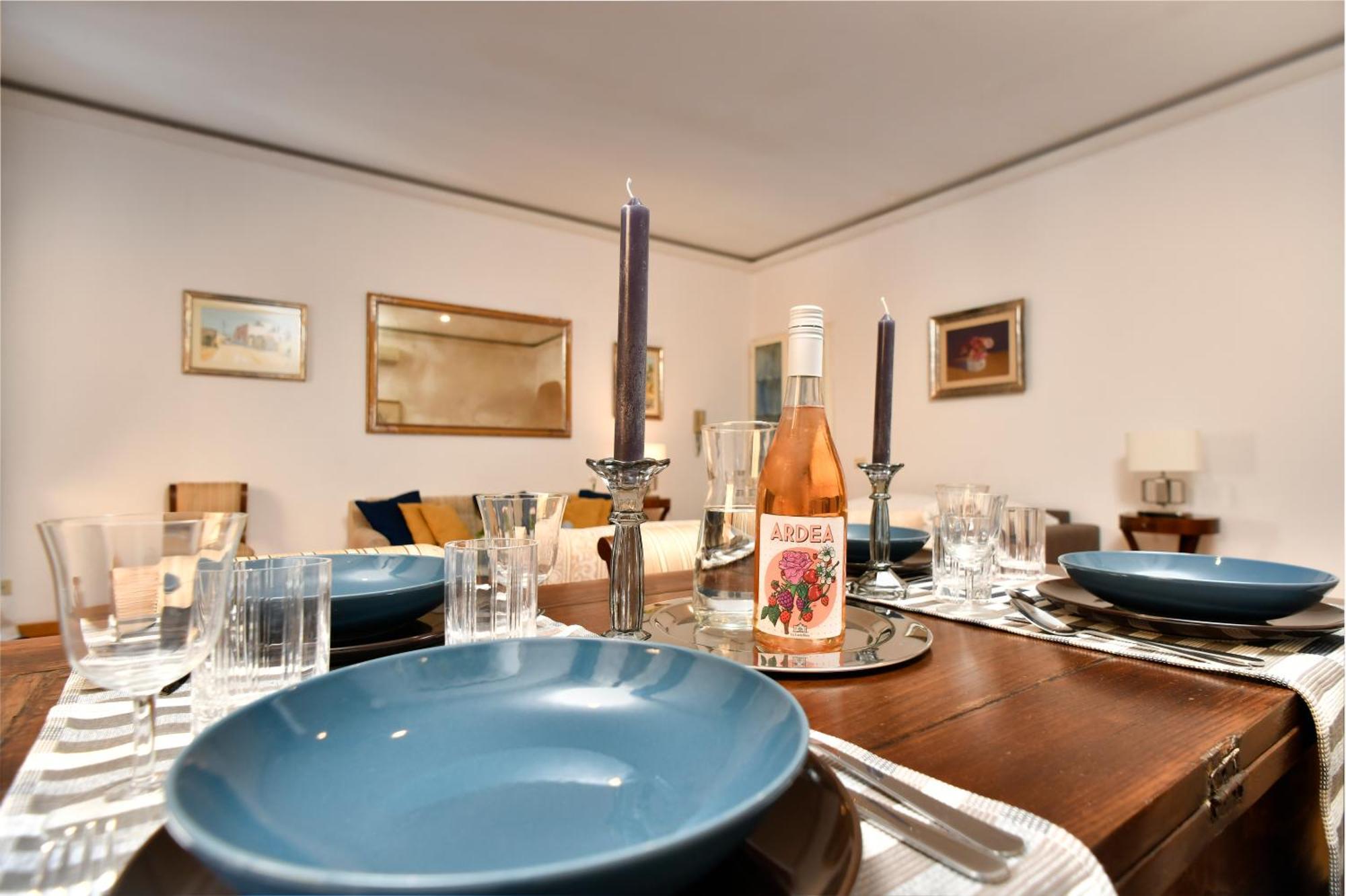 Trevi Charme Apartment