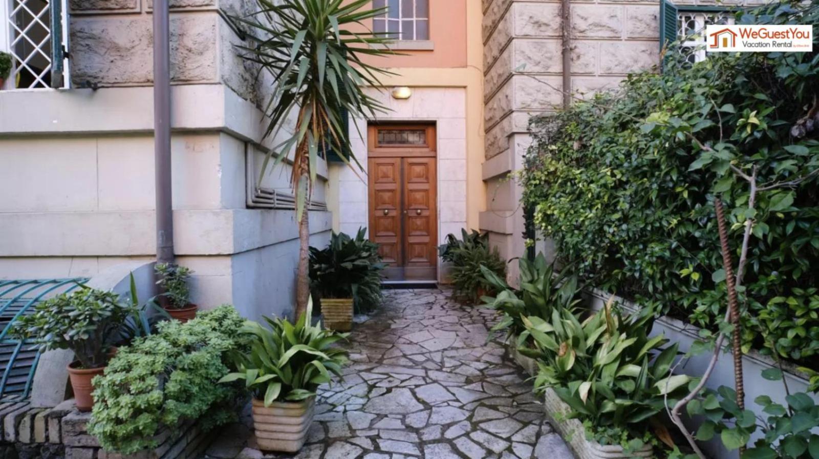 Isabella Vatican House *