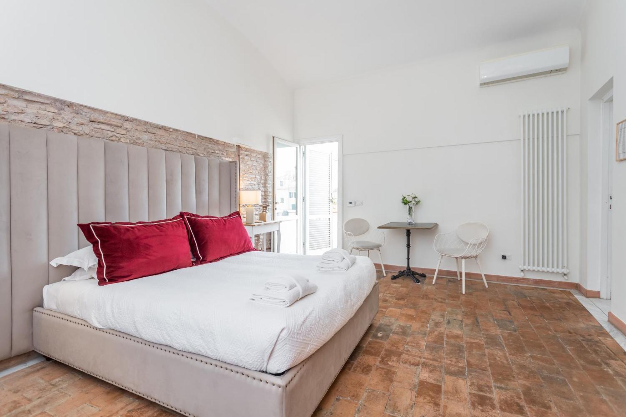 Maxima: Amazing View Of The Roman Forum Apartment