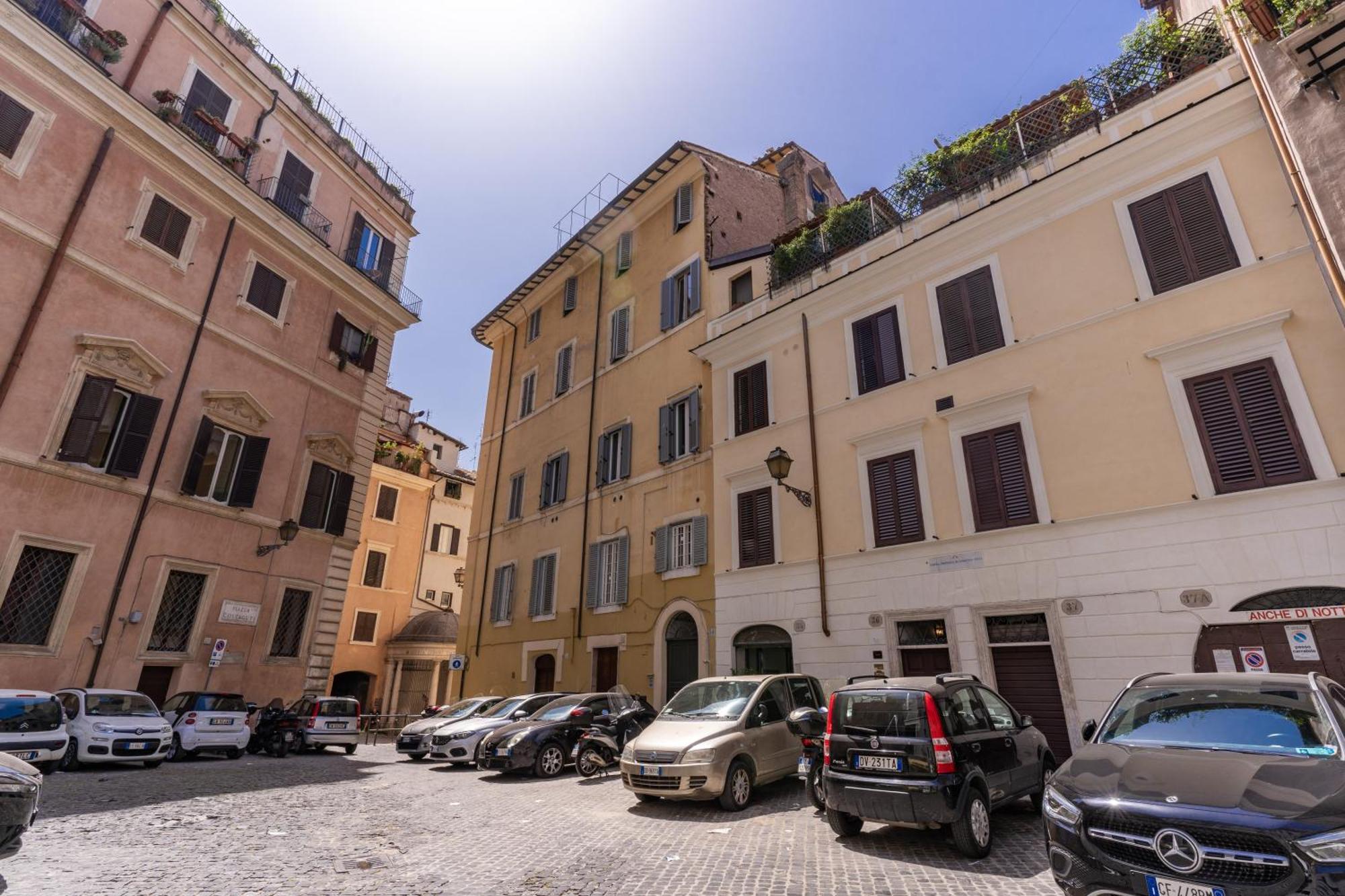 Costaguti 36 Apartment * Rome