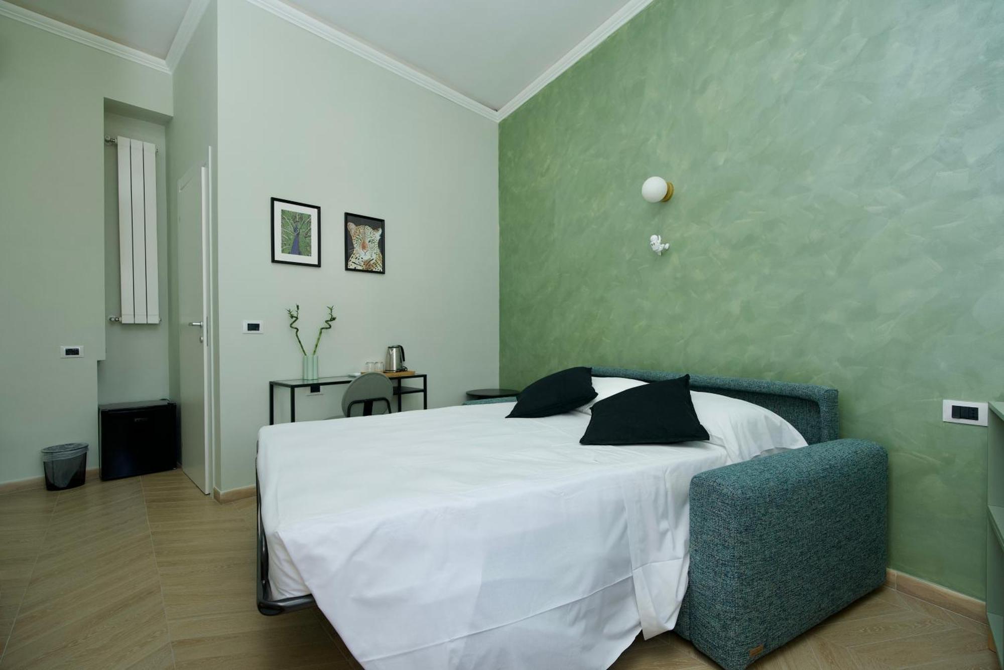 Rohome Guest house *