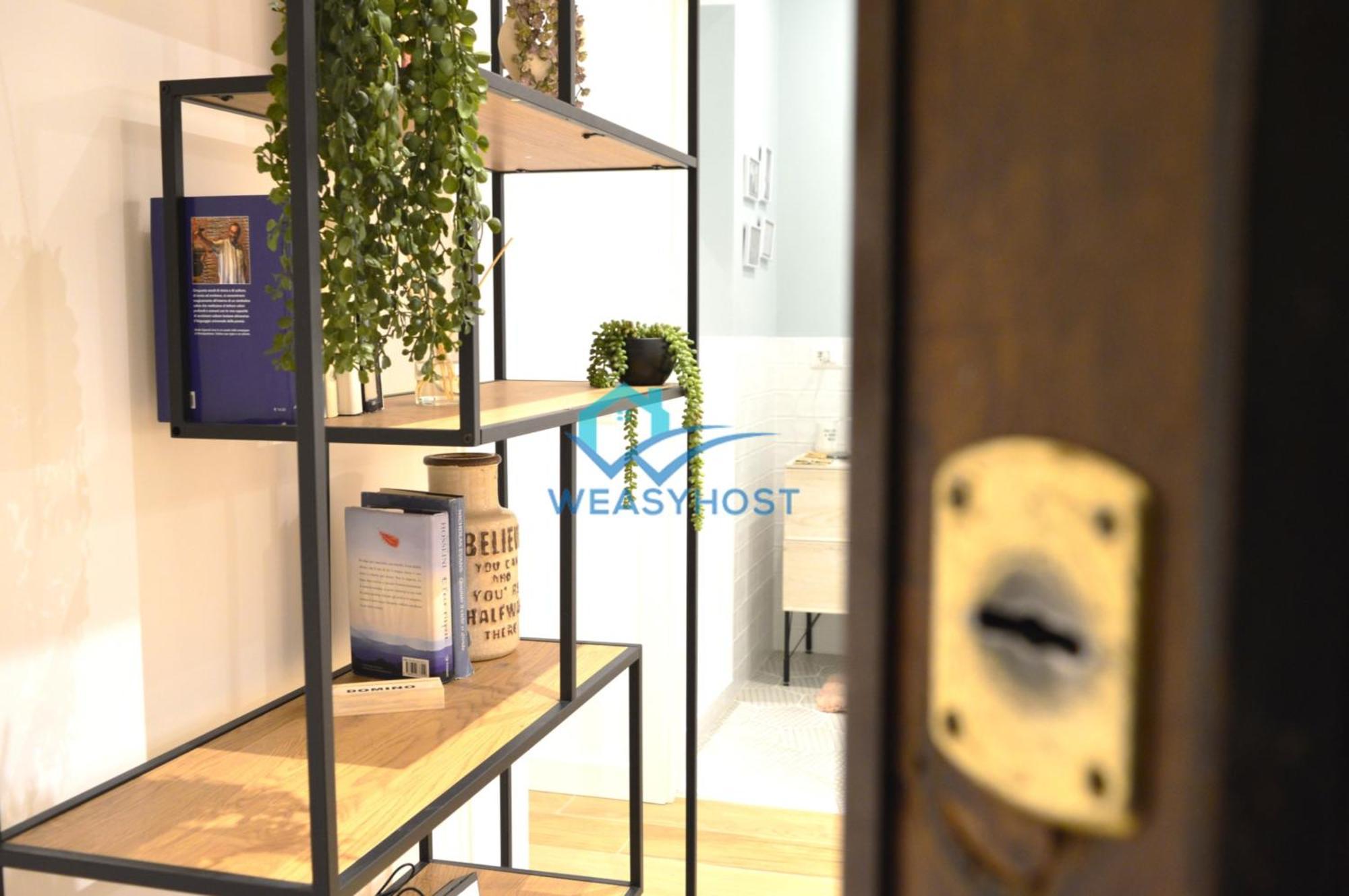 Apartment Renovated & Bright Tuscolanaflat *