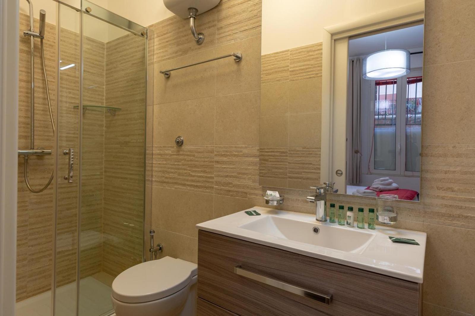 Affittacamere Flatinrome Trastevere Deluxe - Patio Roma