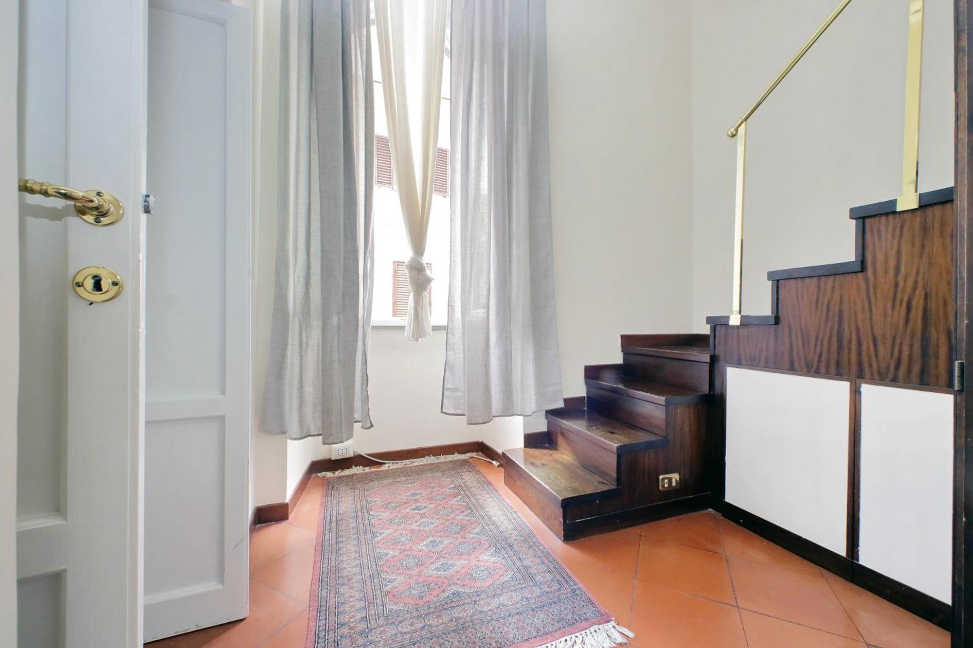 Leonina4 Cozy Rome