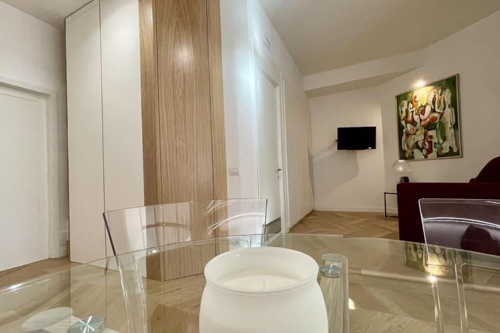 Appartamento Short Rent Luxury Flat - Via Veneto *