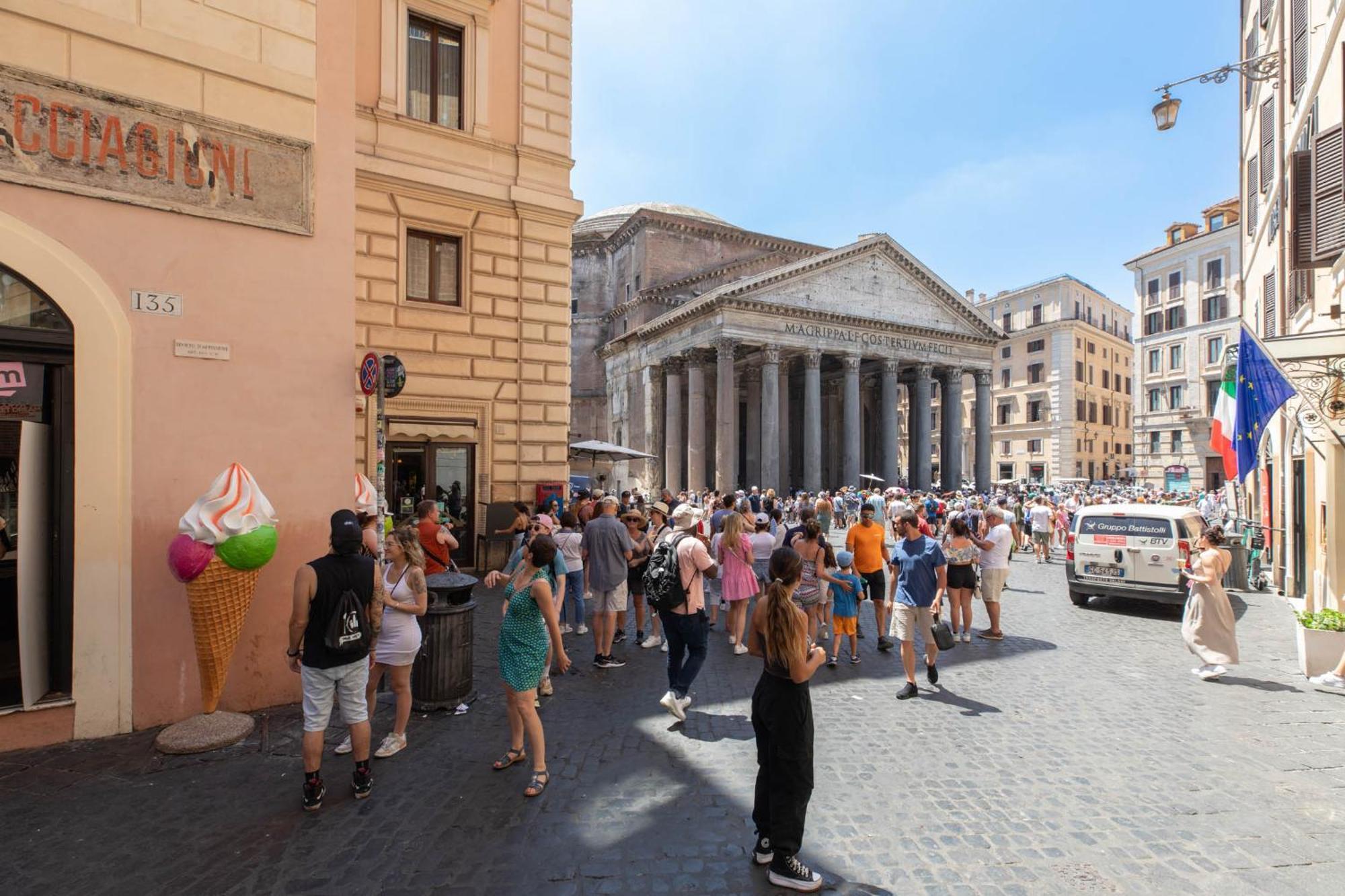 Iflat Pantheon's Roomy And Friendly Appartamento *