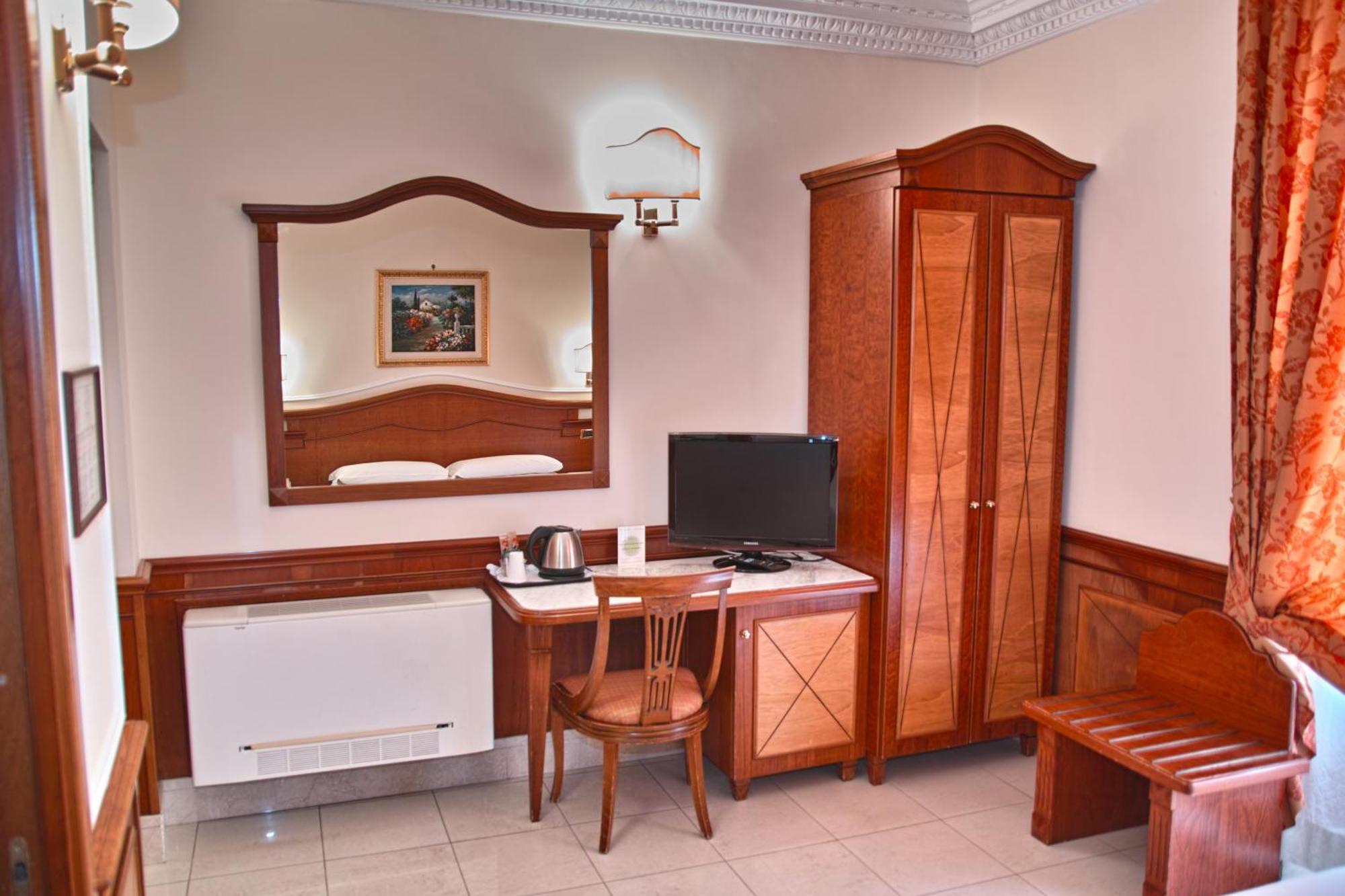 Hiberia 3* Rome