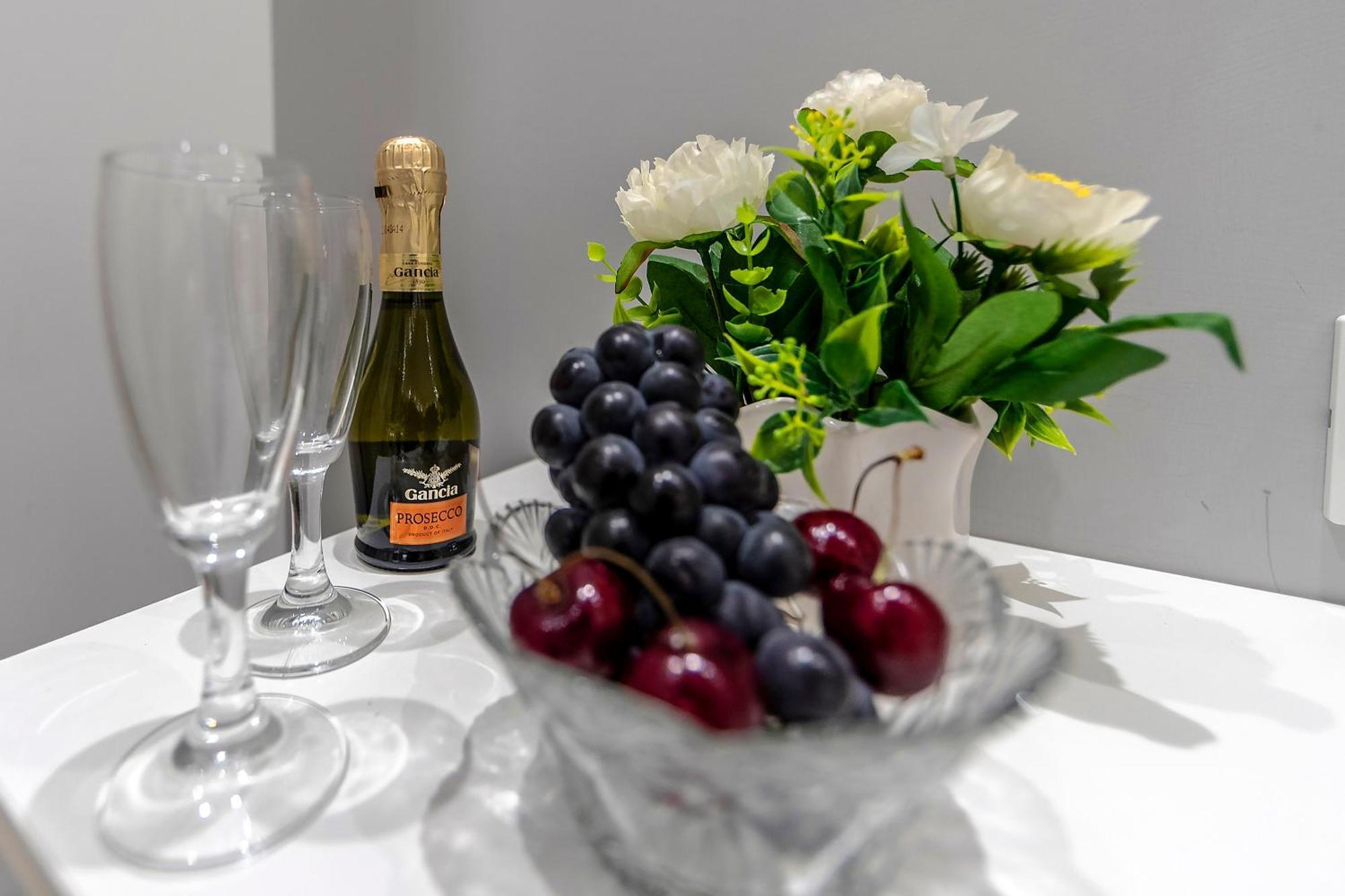 Grand Tour Rome Suites - Liberty Collection