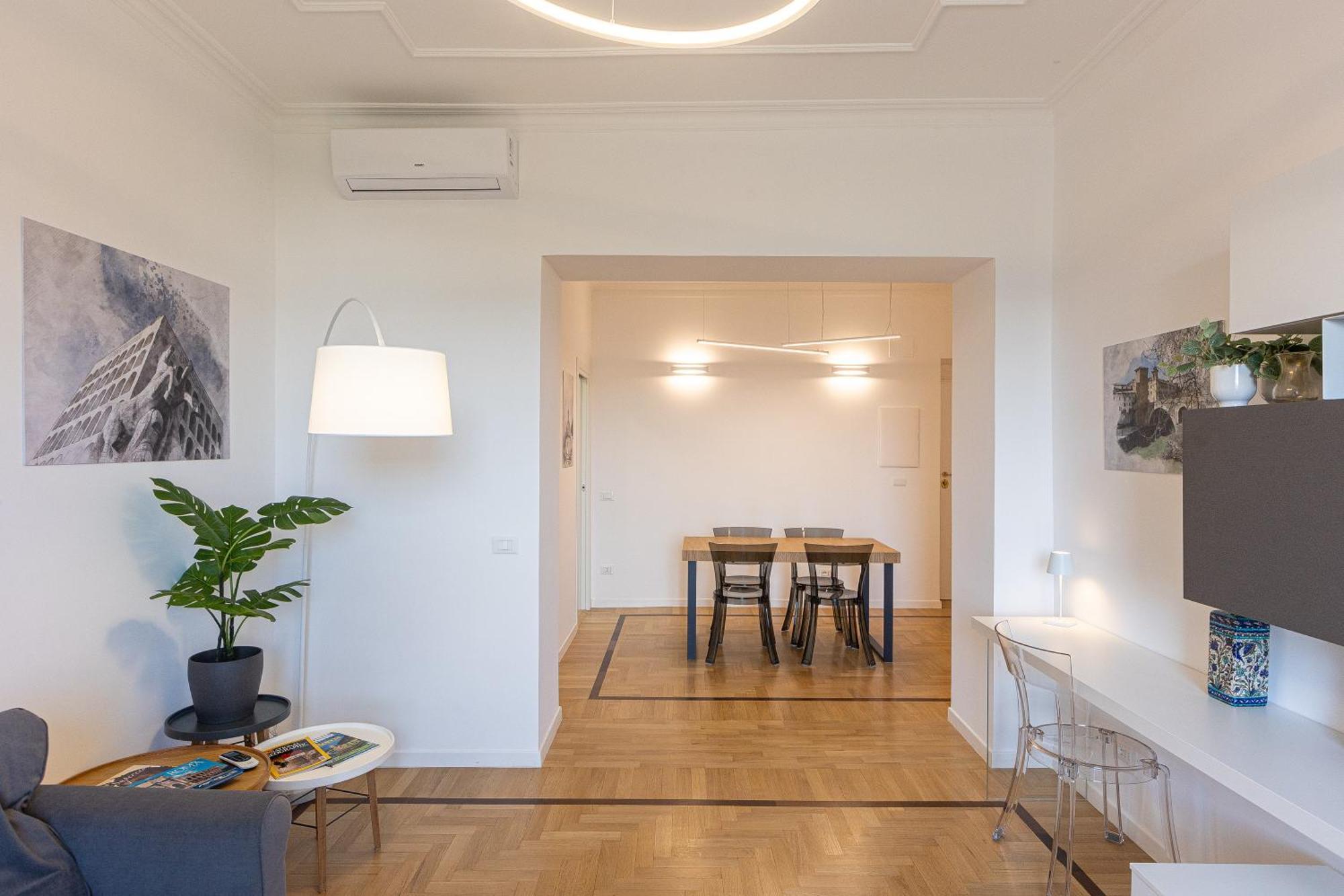 Colosseo Modern By In Apartment Rome